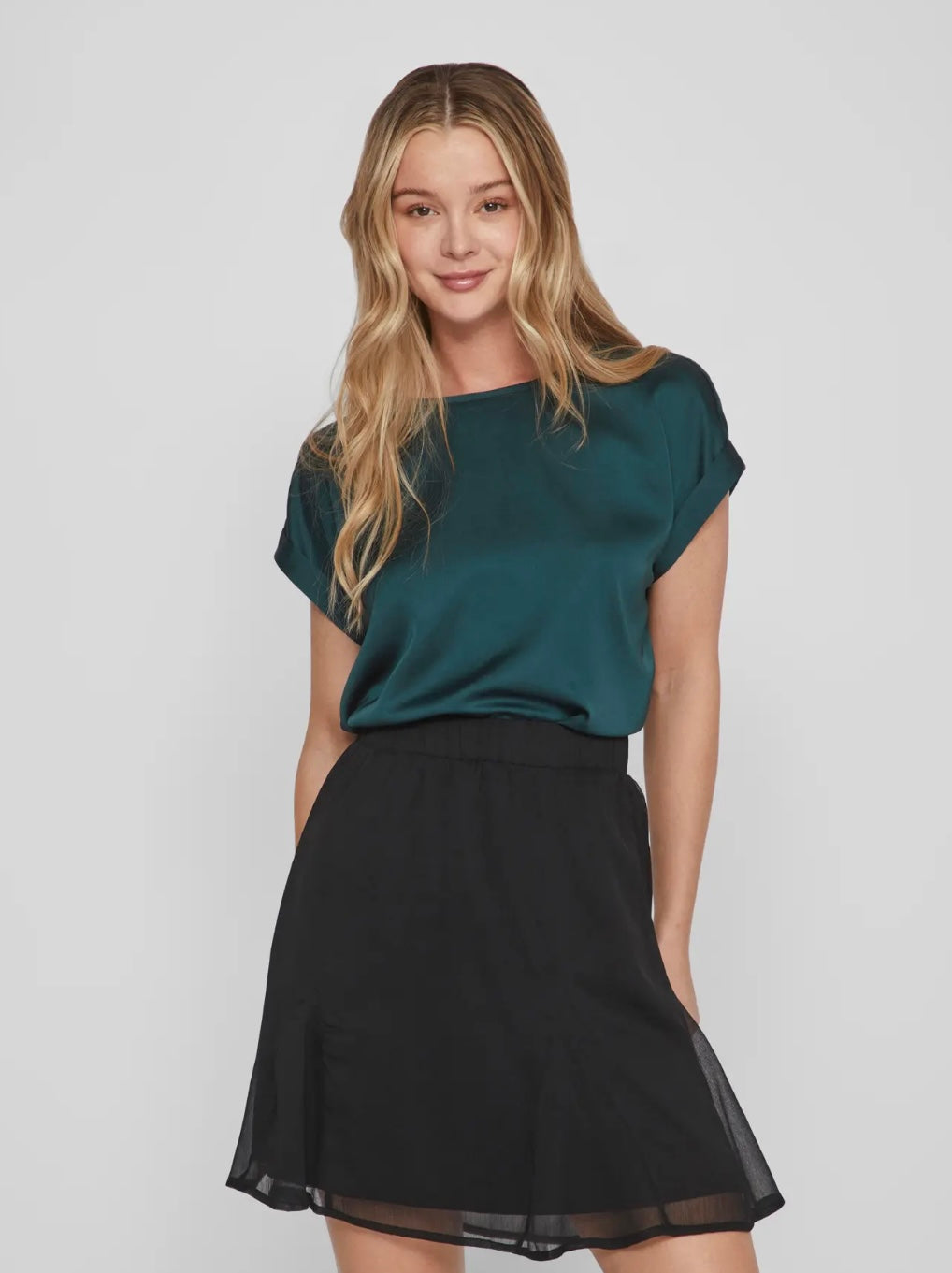 VIELLETTE S/S SATIN TOP