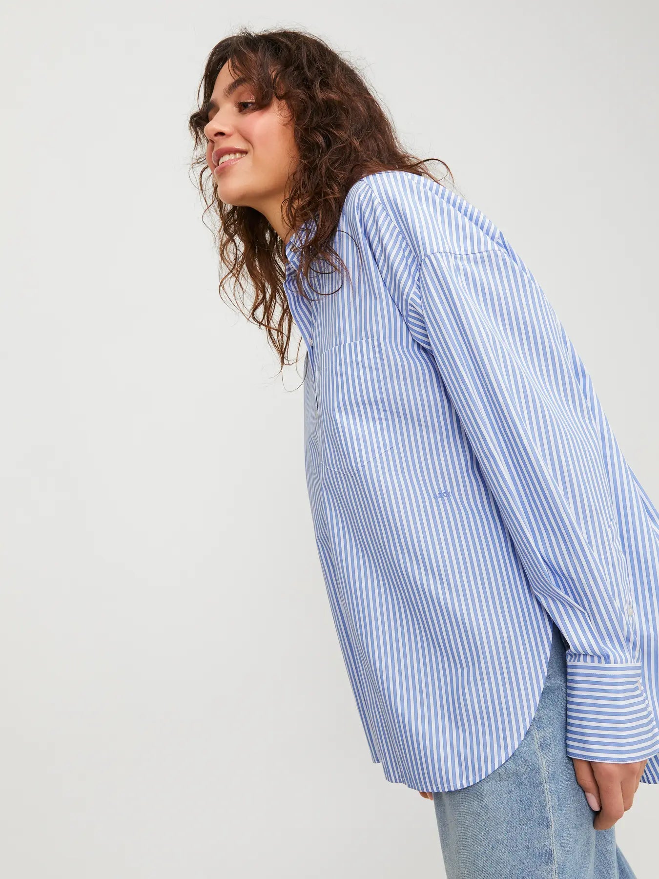 JXJAMIE LS RELAXED POPLIN SHIRT WVN