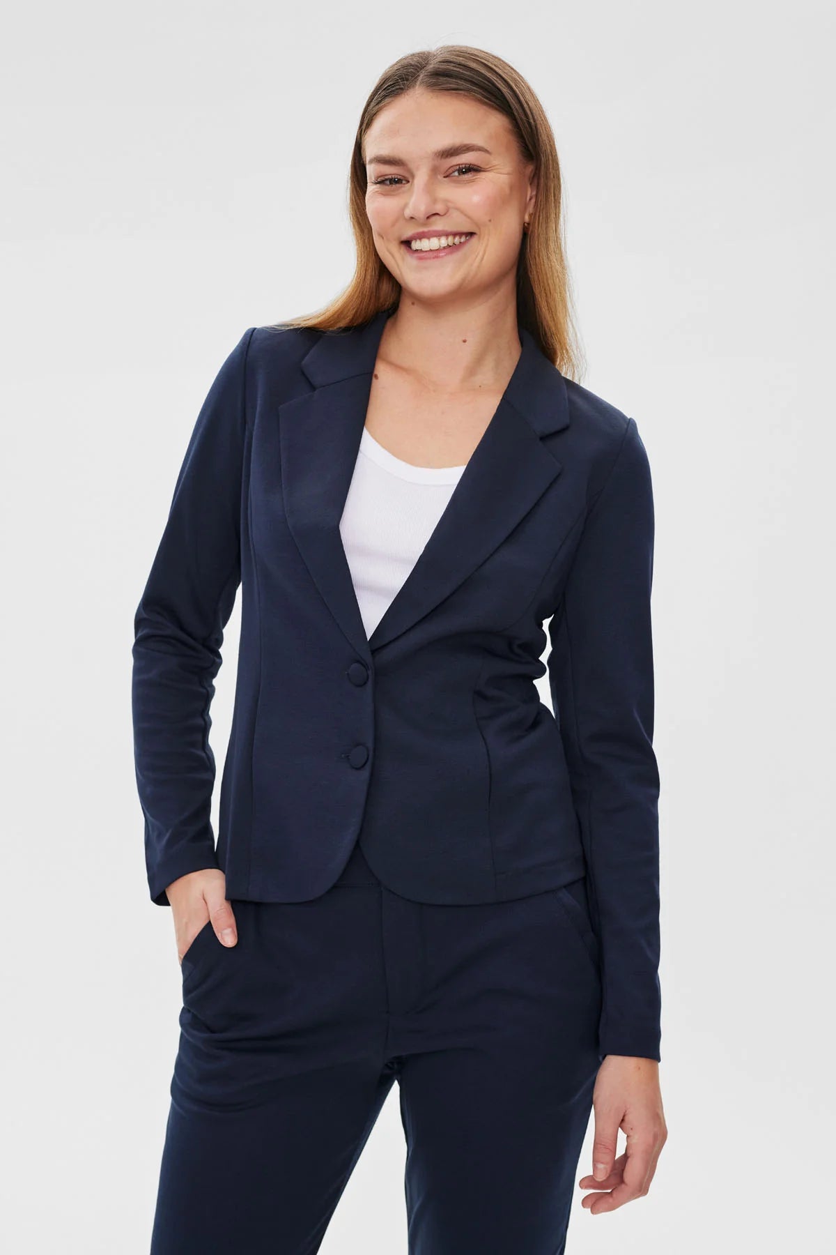 FQNANNI - FORM-FITTING BLAZER