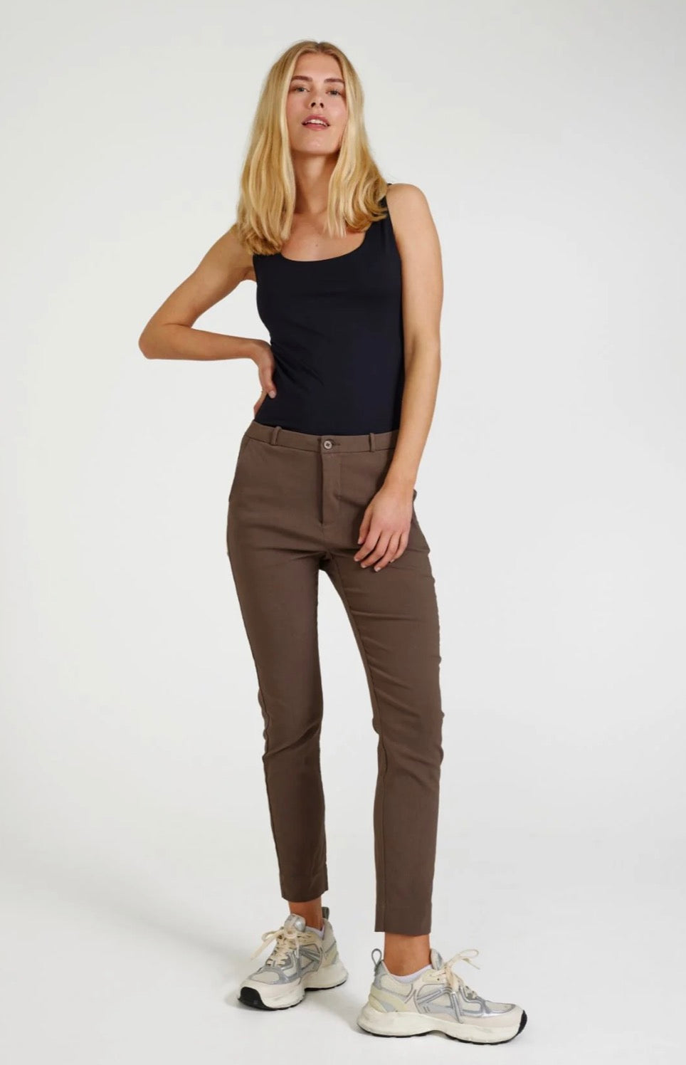 SOLVEJ-ANKLE-PANT