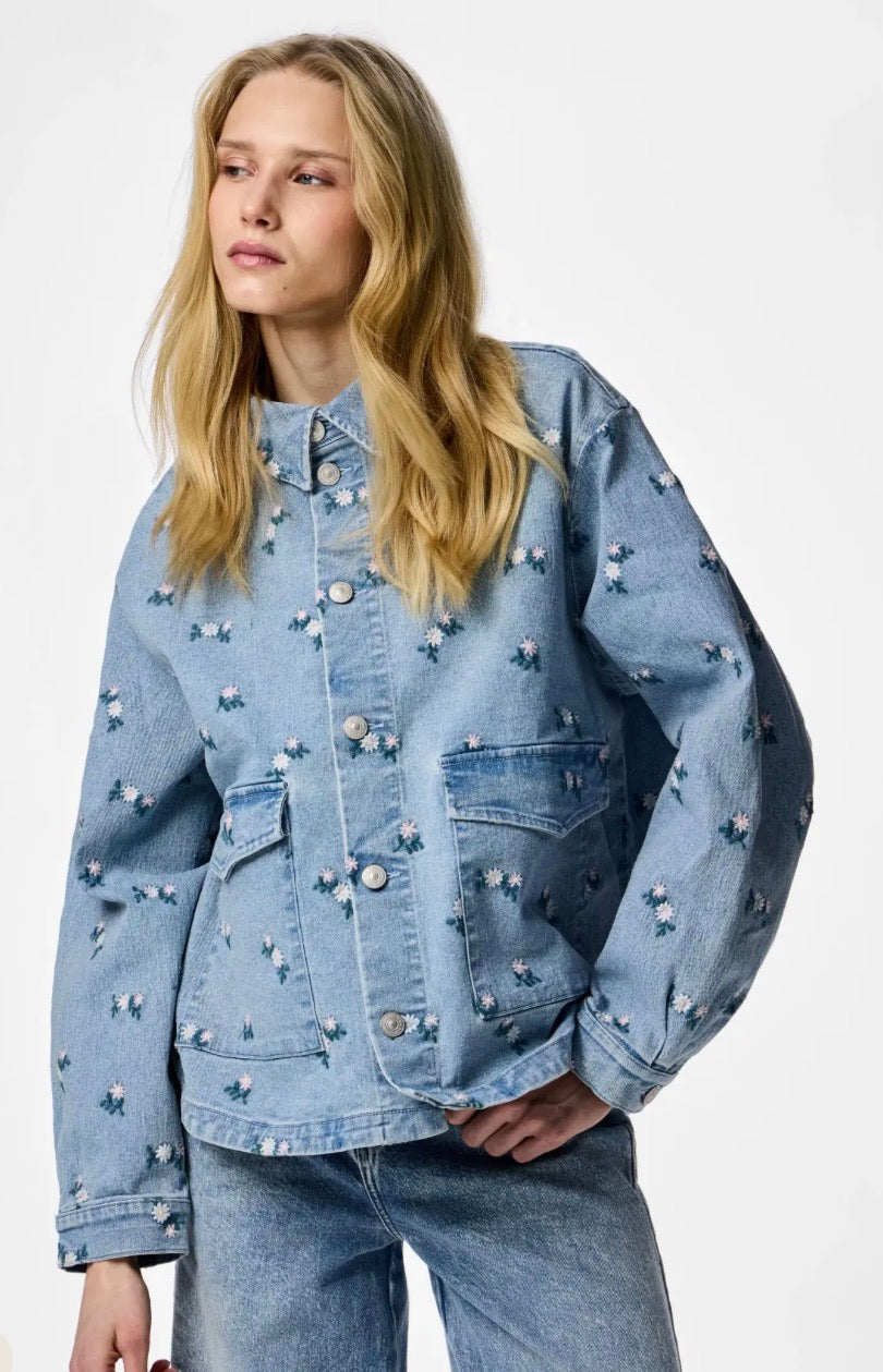 PCFLORA LS DENIM EMB SHIRT