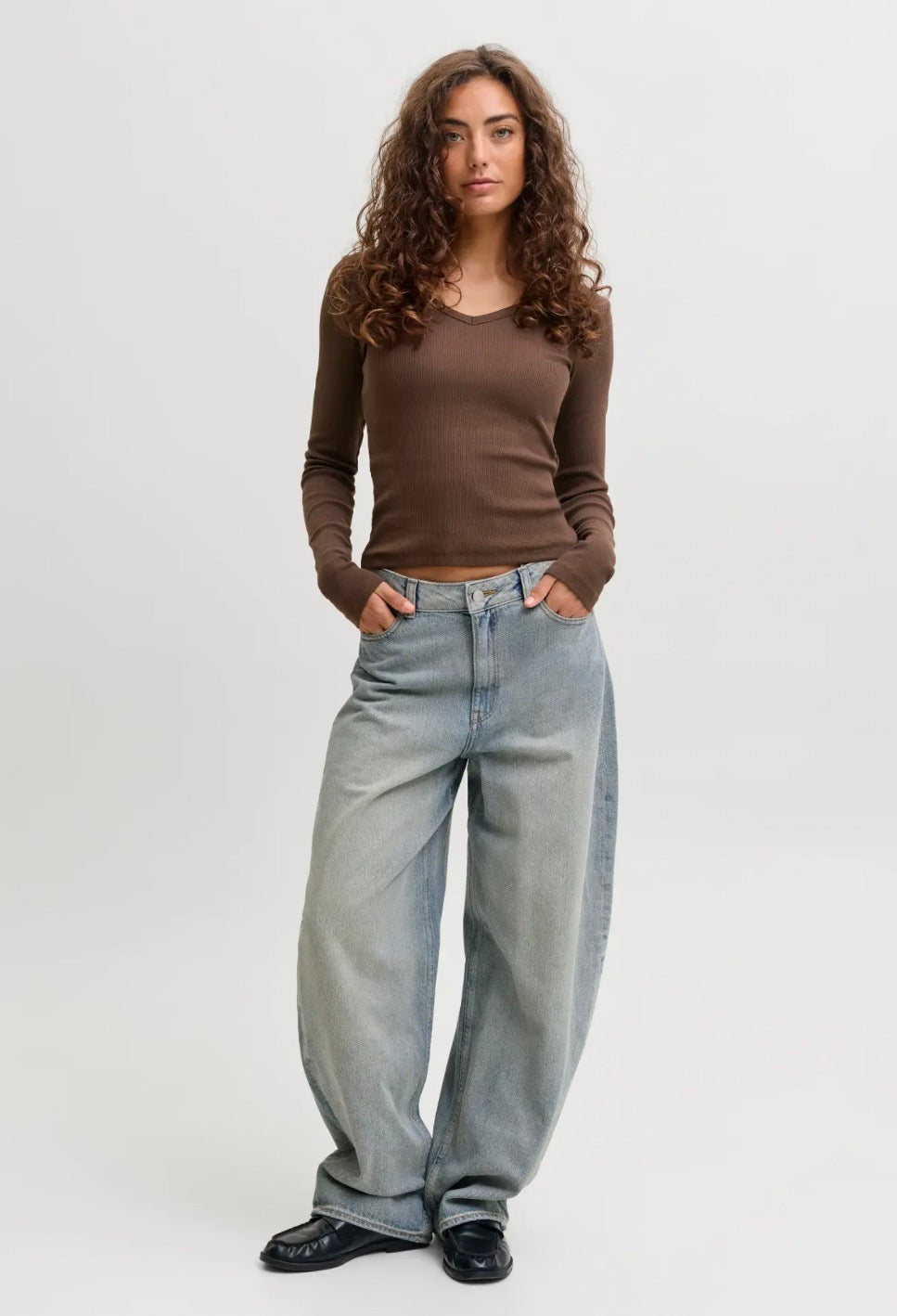 JXFREYA V-NECK TOP