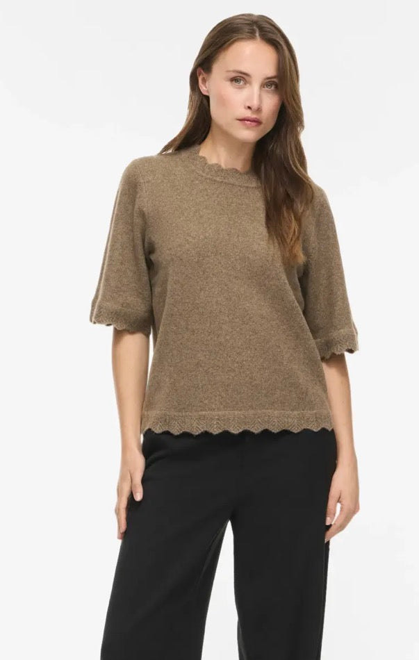 Vinikolina knit