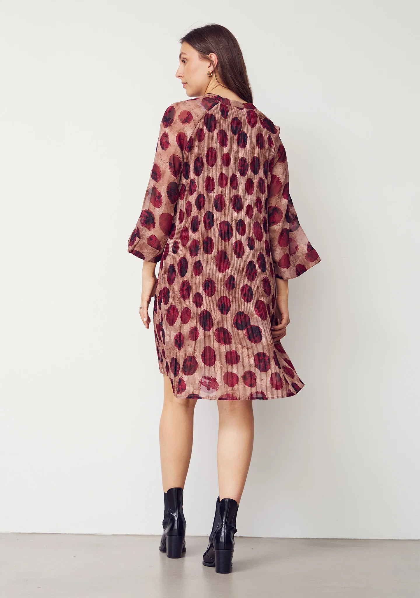 Enge New Dress