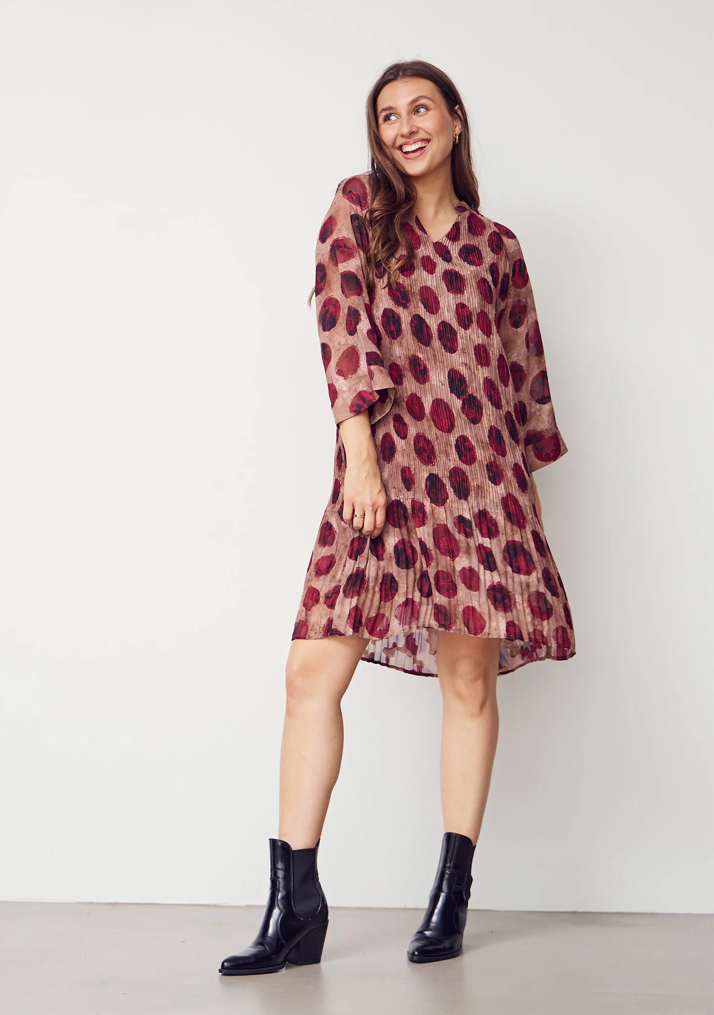 Enge New Dress