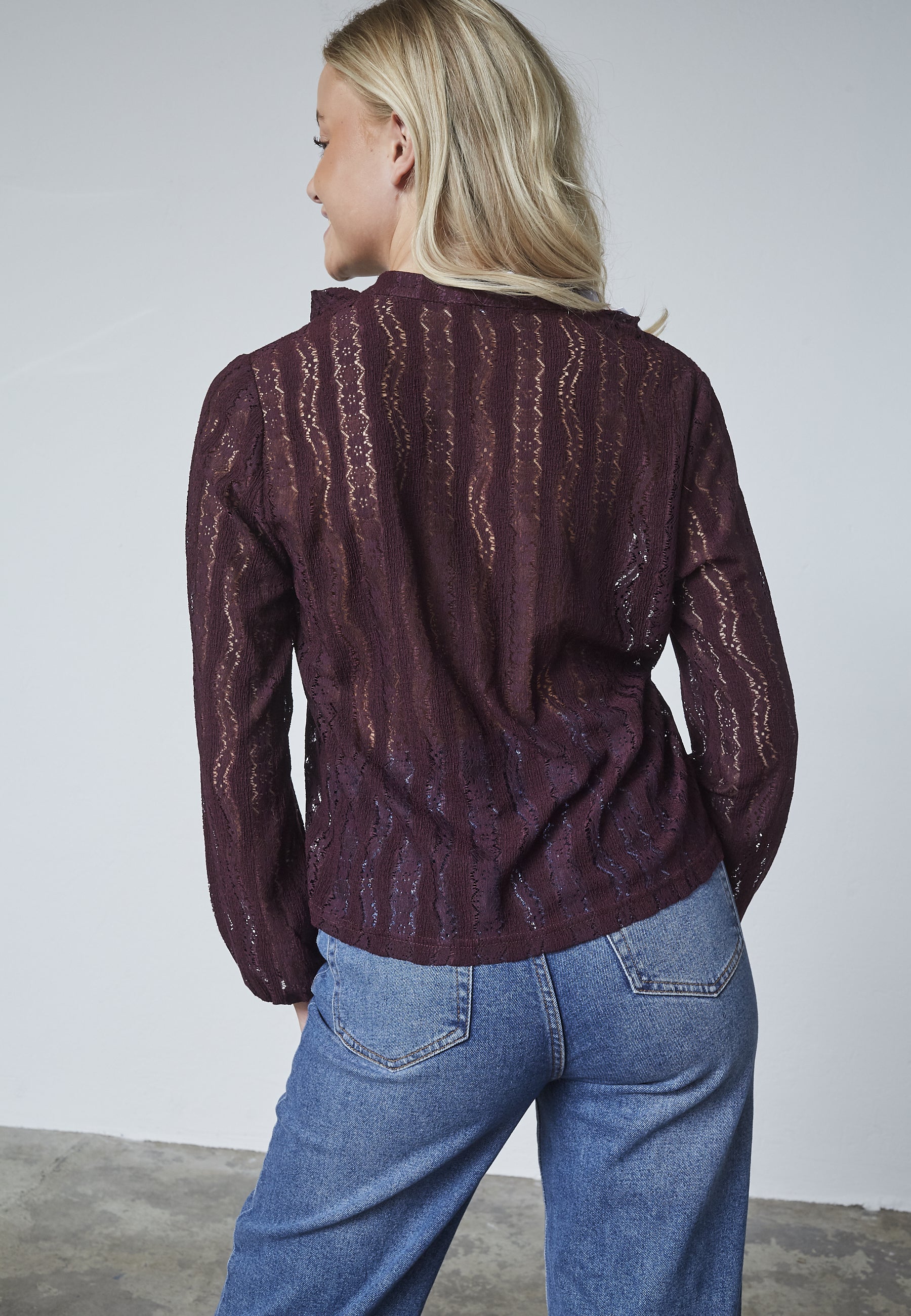 Eina shirt