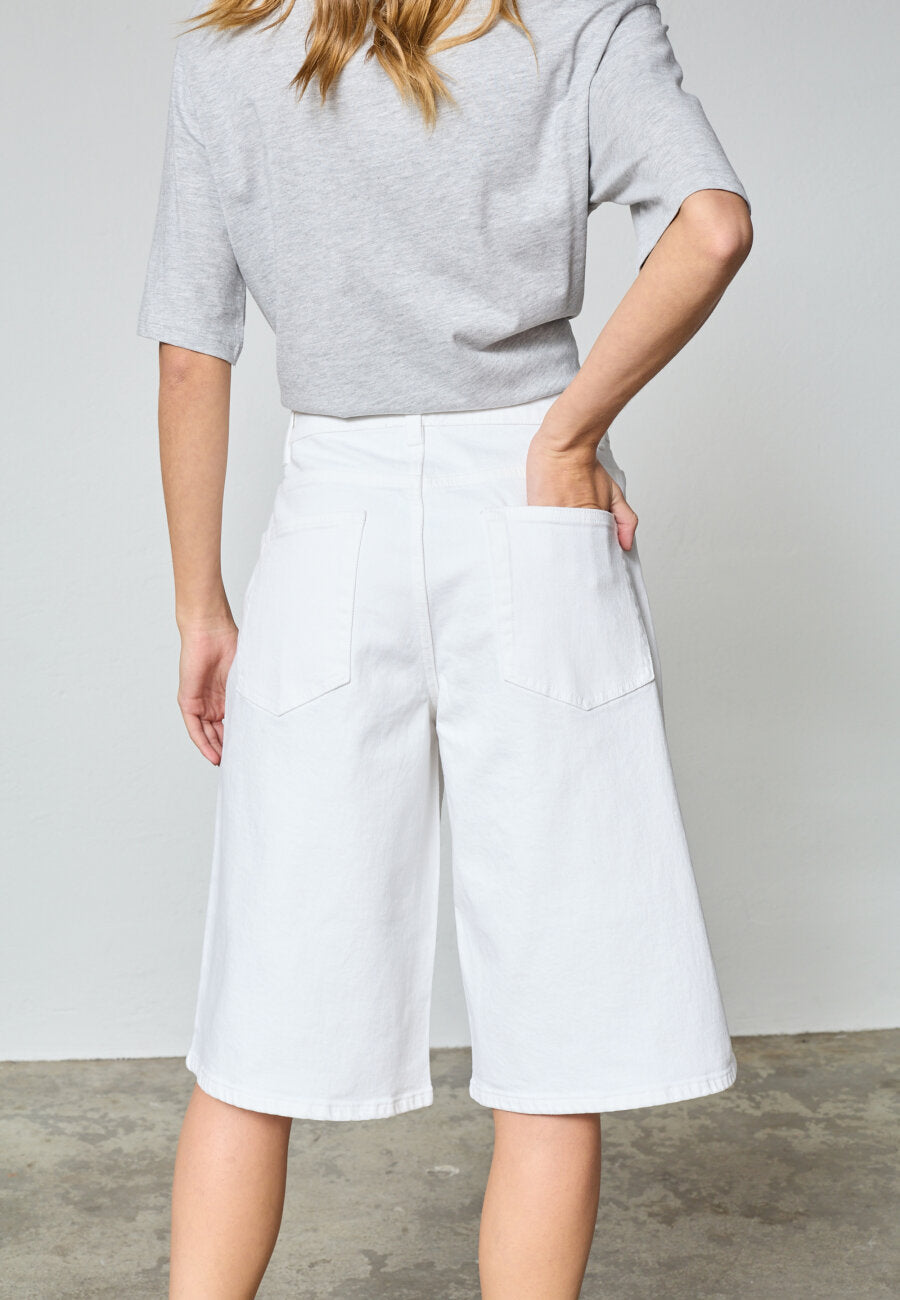 OFIRA-SHORTS VIT