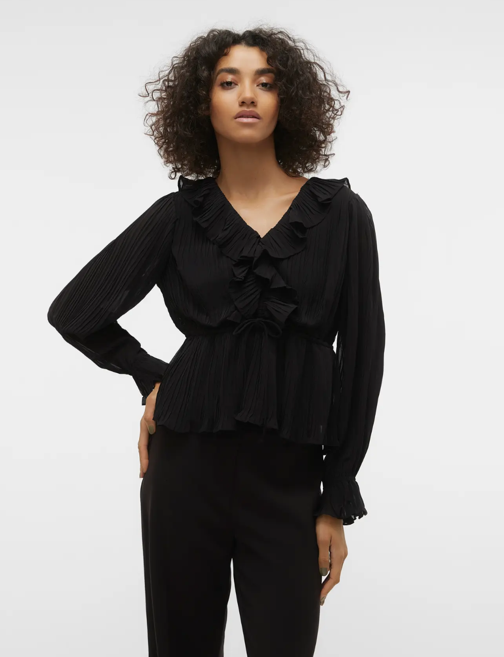 VMDORA L/S FRILL PLEAT TOP