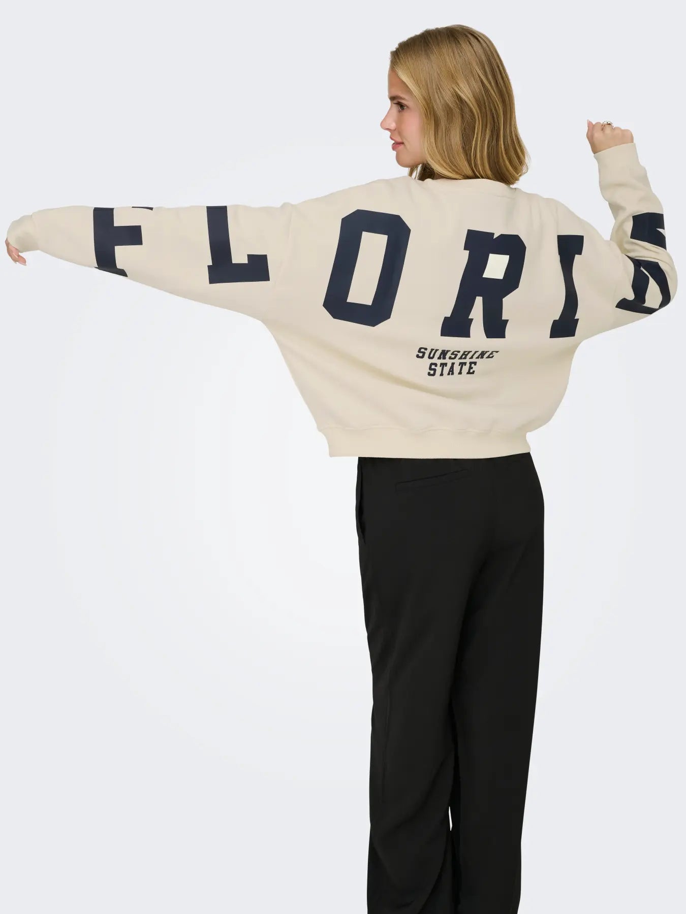 ONLSWEAT L/S BACK/SLEEVE PRINT