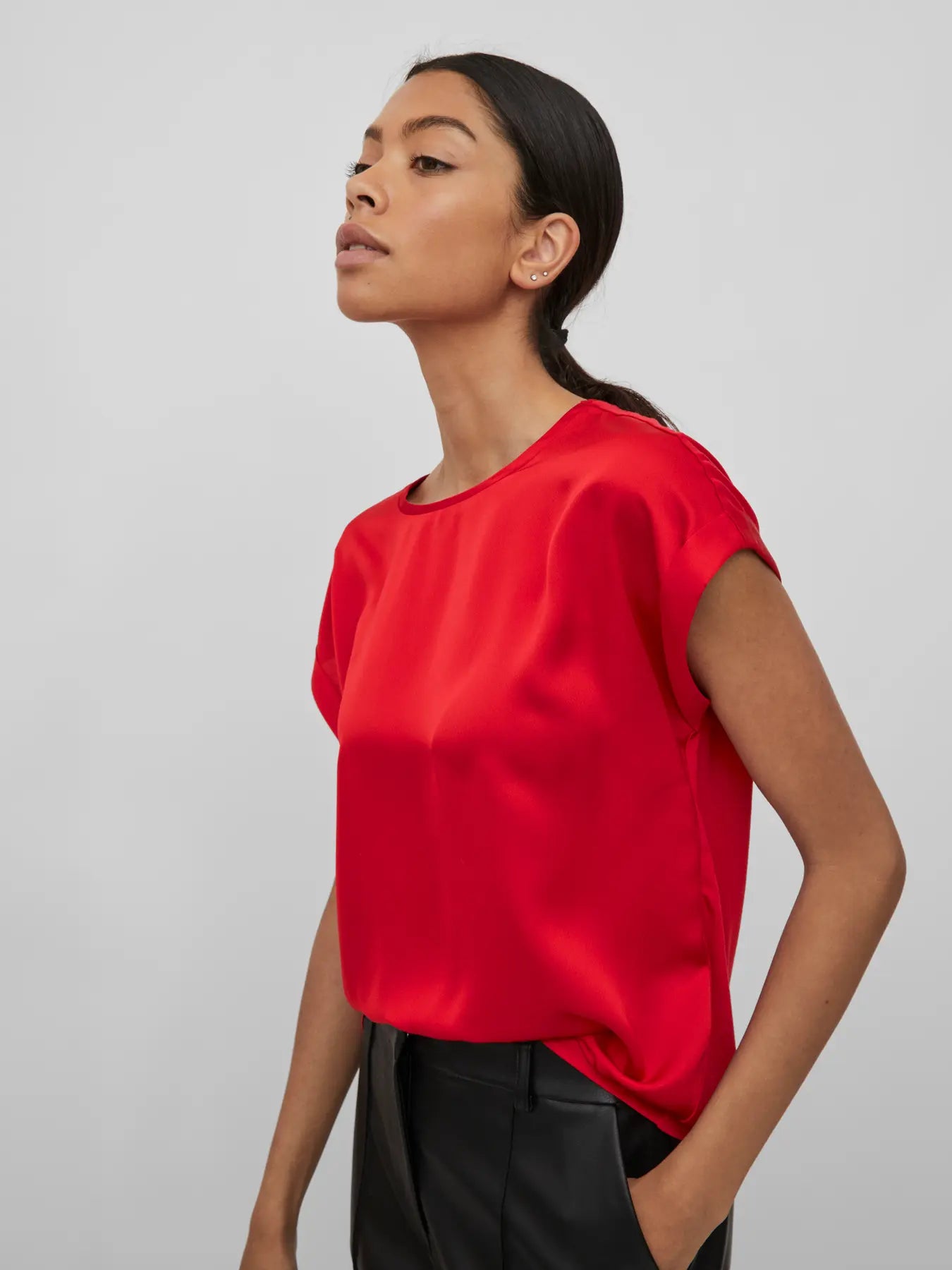 VIELLETTE S/S SATIN TOP