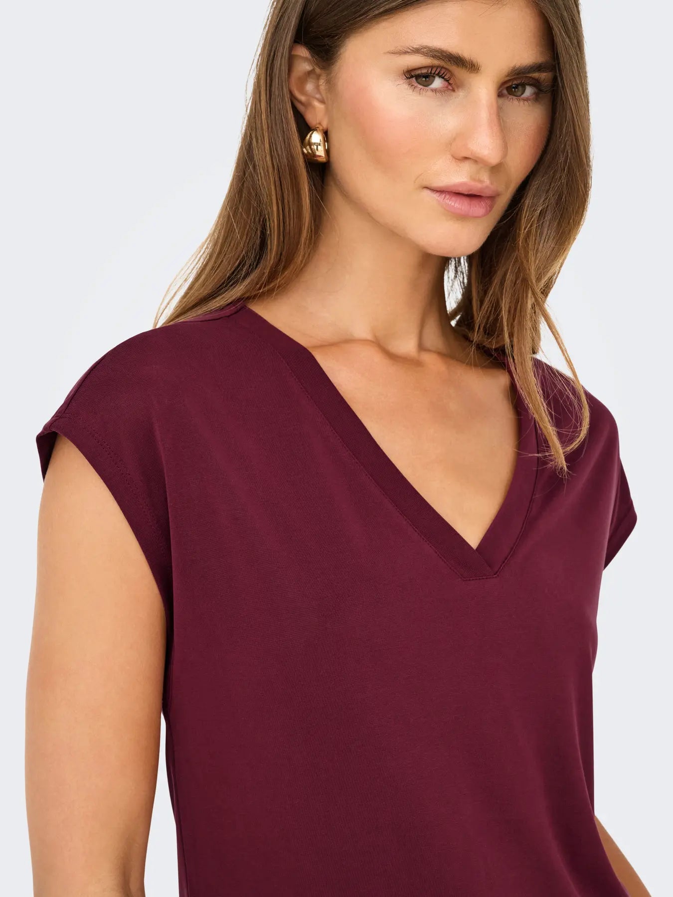 ONLFREE LIFE S/S MOD.V-NECK TOP