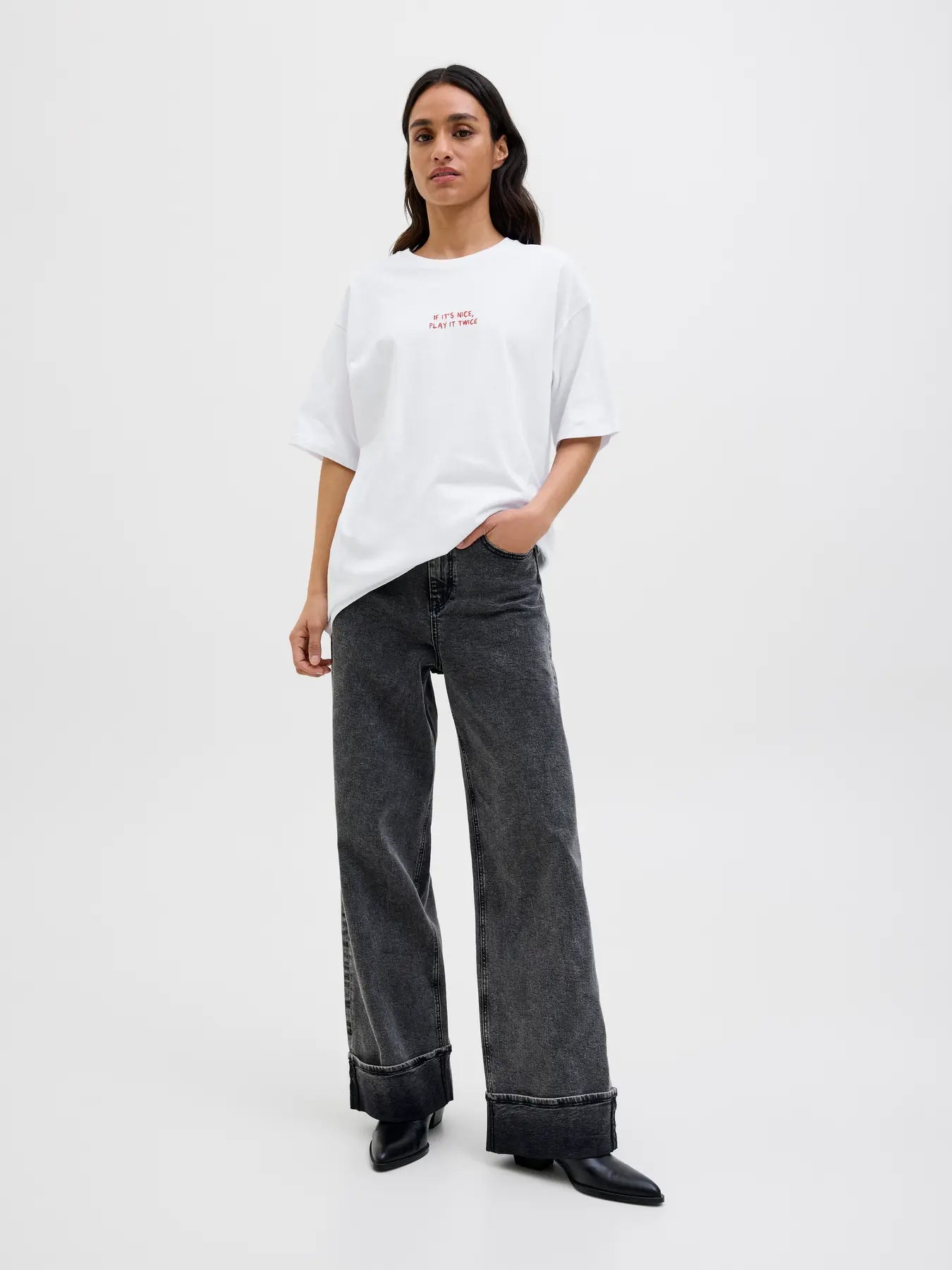 JXNINA LOOSE SS TEE JRS