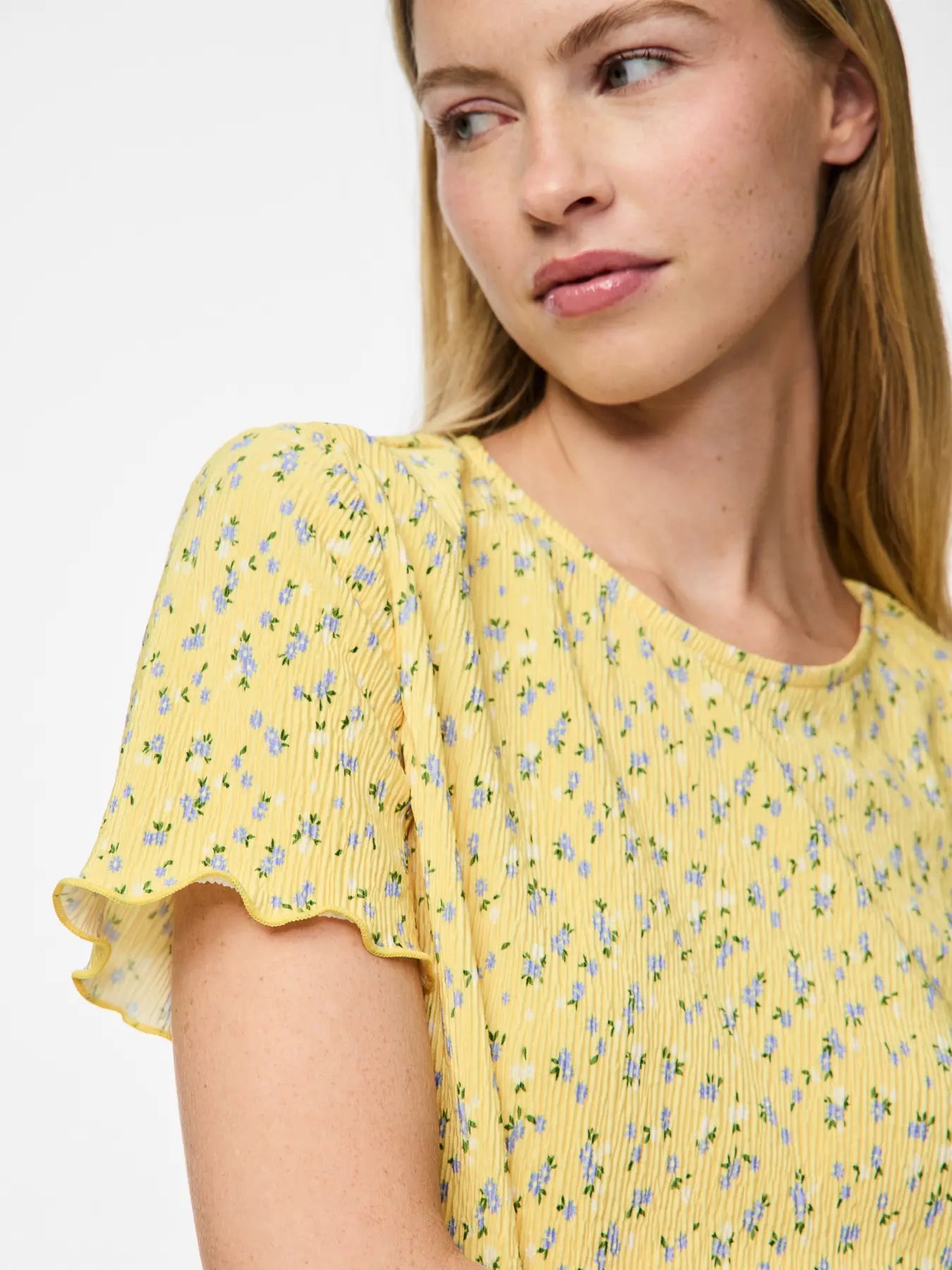 PCFLORA SS O-NECK TOP