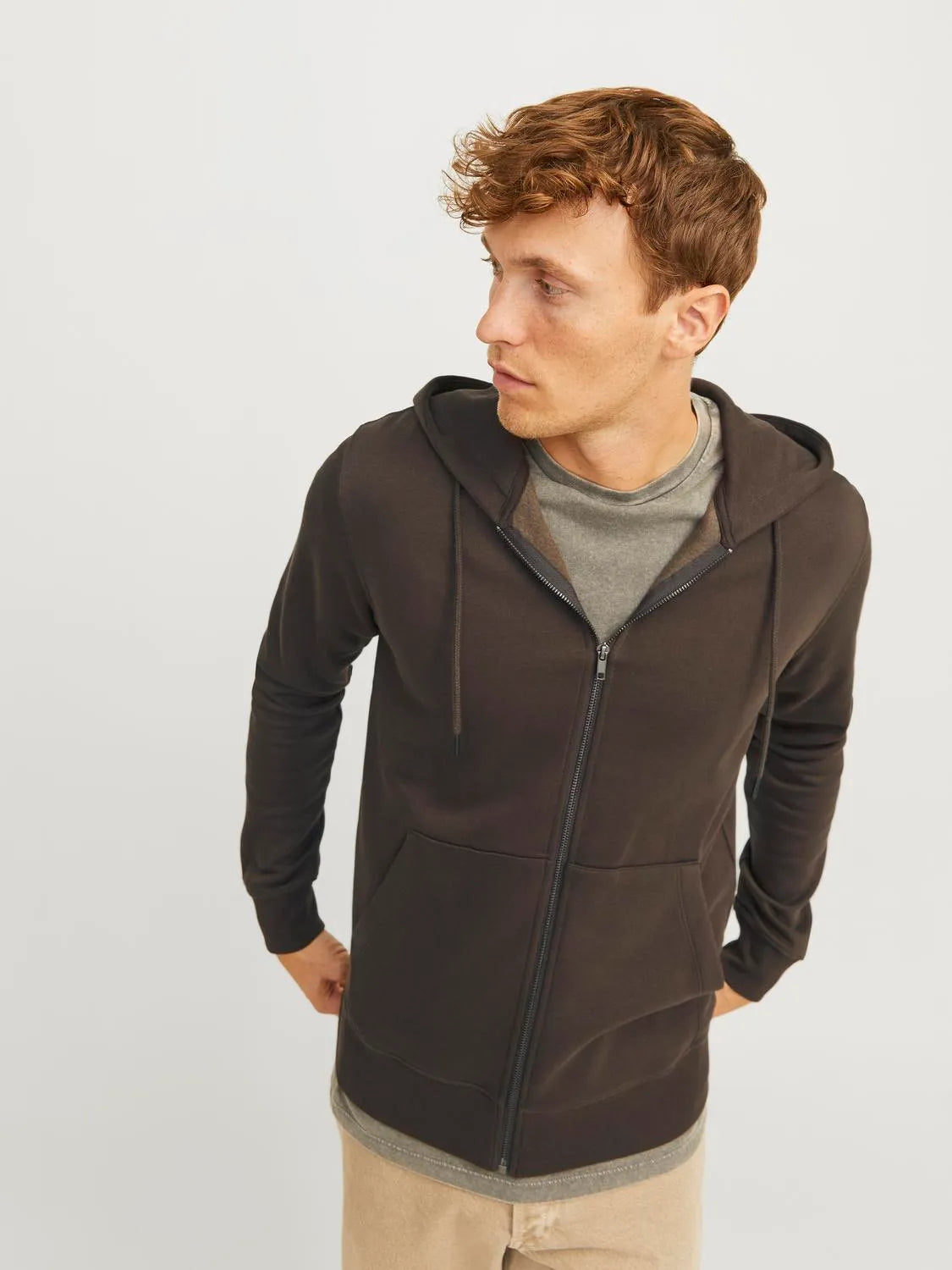 JJESTAR BASIC SWEAT ZIP HOOD