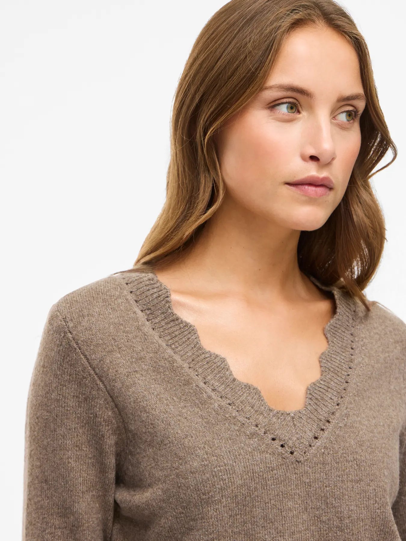 VINIKOLINA V-NECK L/S KNIT TOP