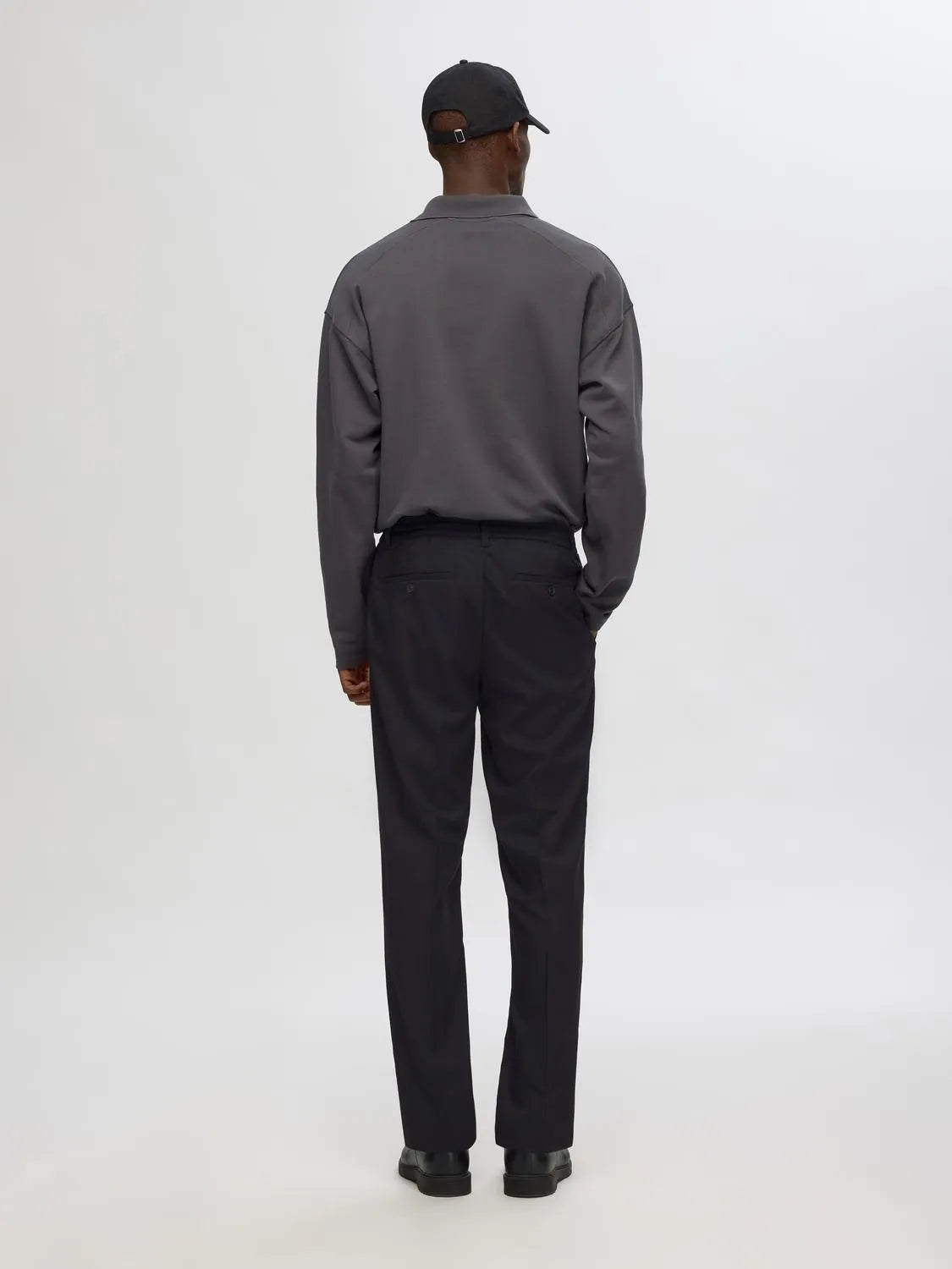 SLH190-REG TAPERED LEROY PLEAT PANT