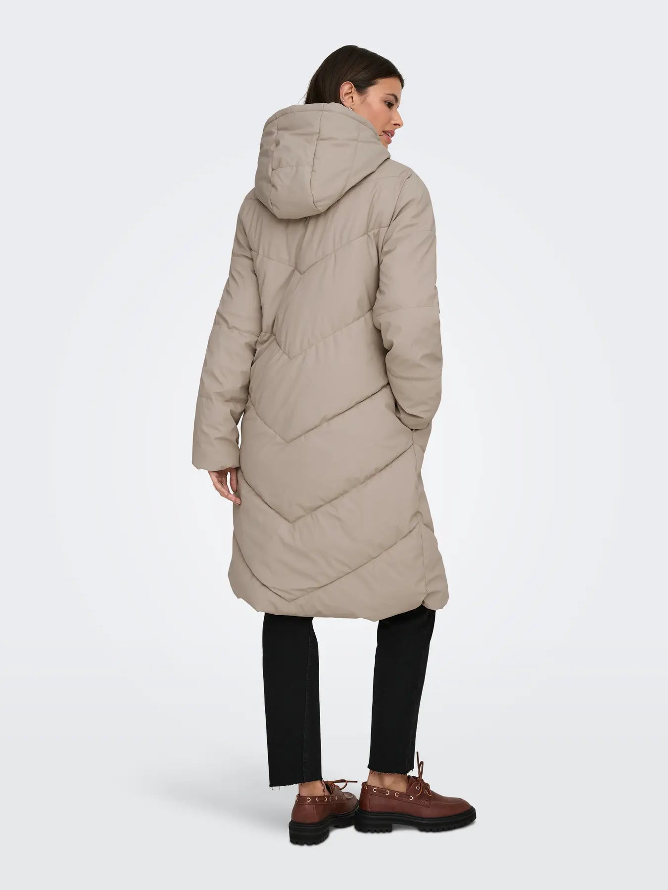 JDYULRIKKA WATER REP PUFFA