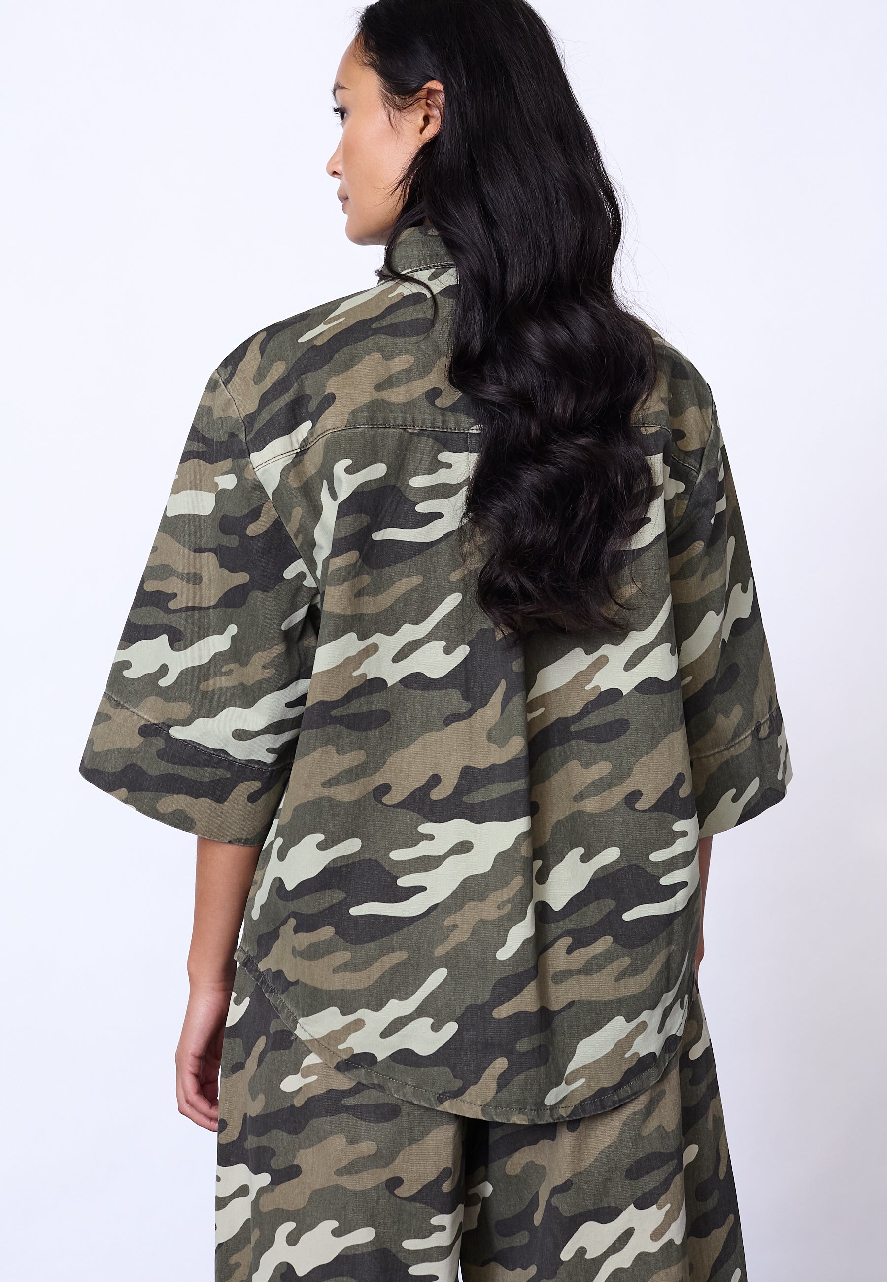OLEA JACKET