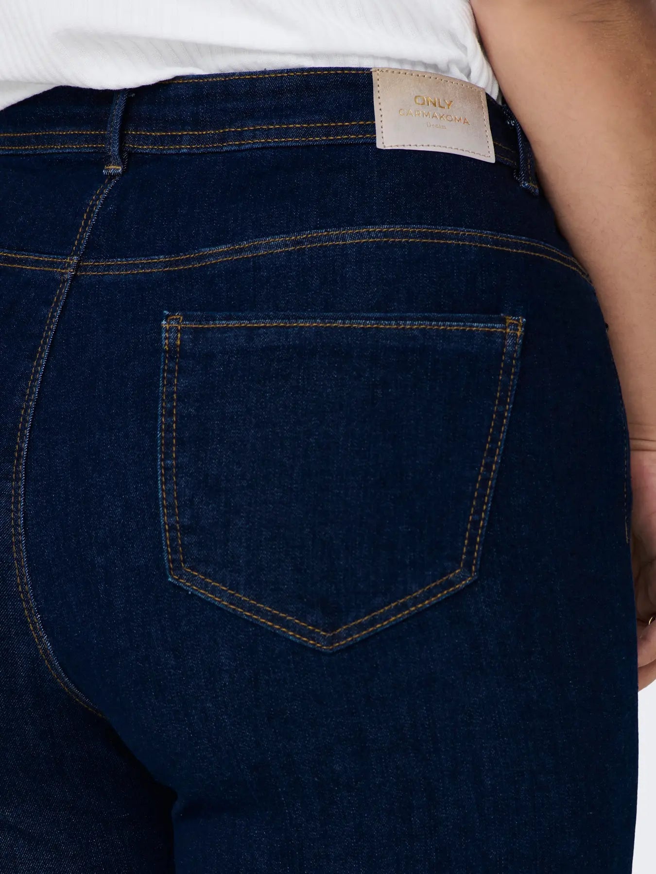 CARSALLY HW FLARED JEANS DNM BJ370