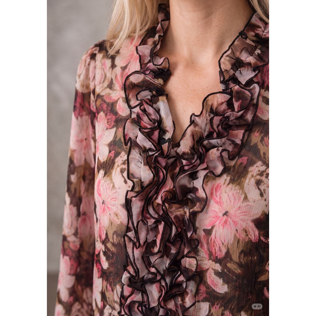 Vibse Ruffle Blouse