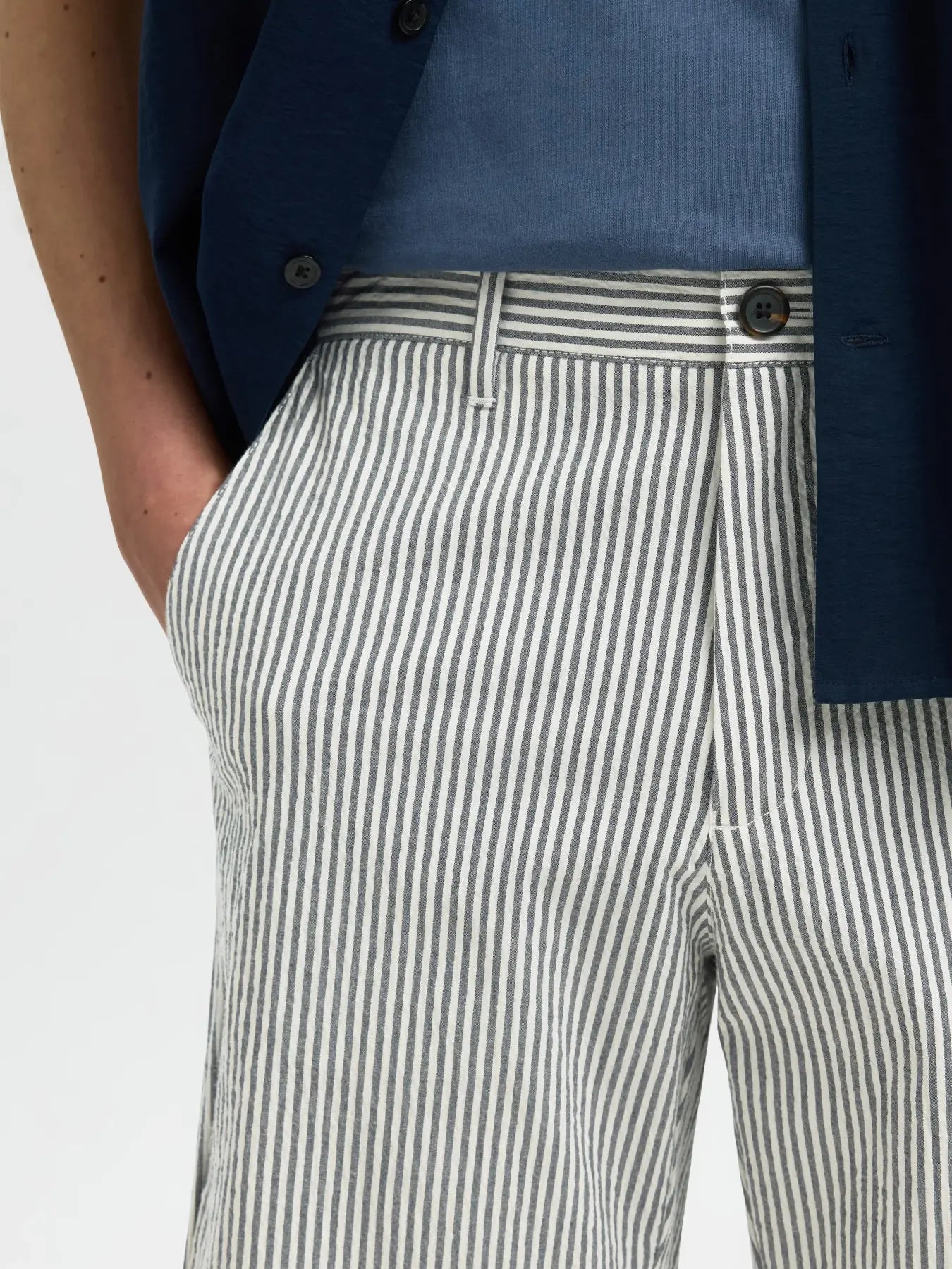 SLMKARL-SEERSUCKER REGULAR SHORTS