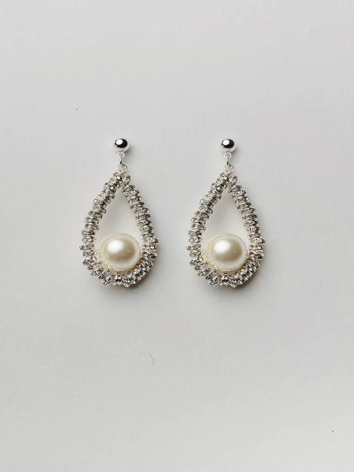 PEARL GLOW OVAL EARRINGS SILVER