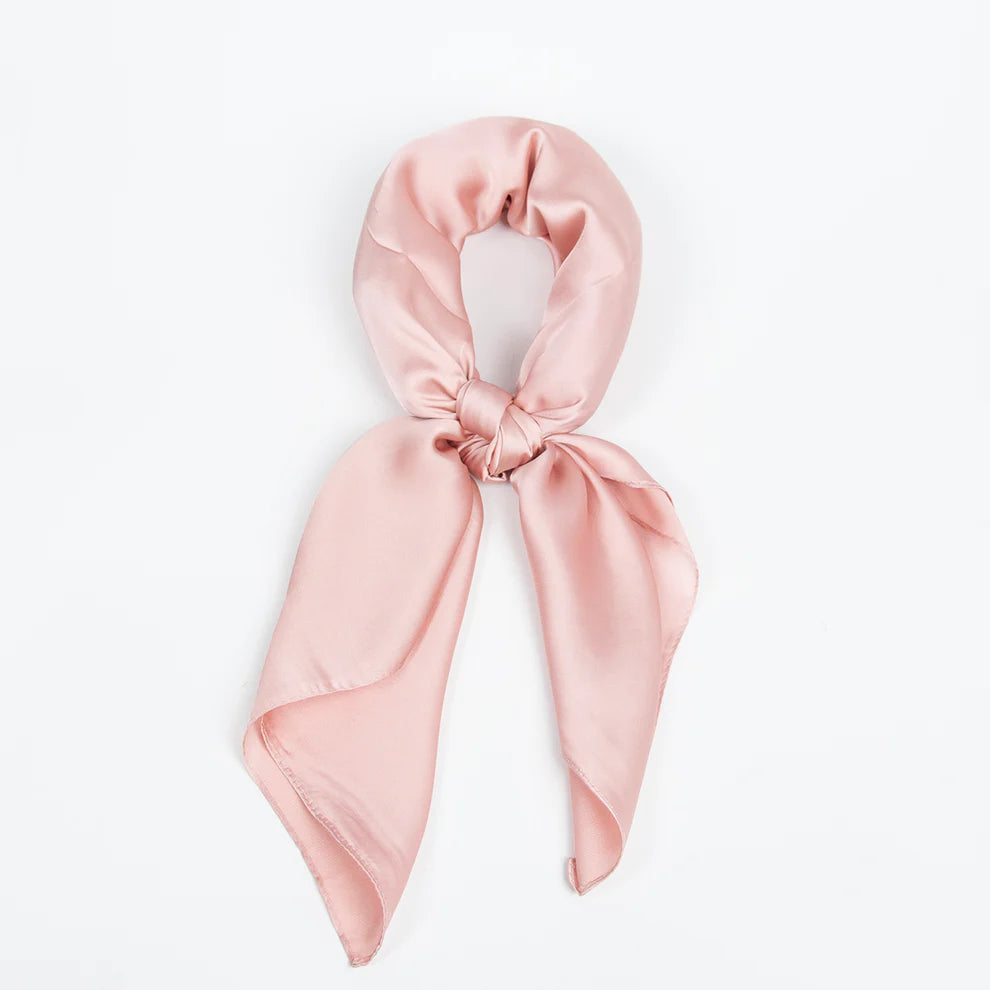 SCARF ENFÄRGAD ROSENVINGE