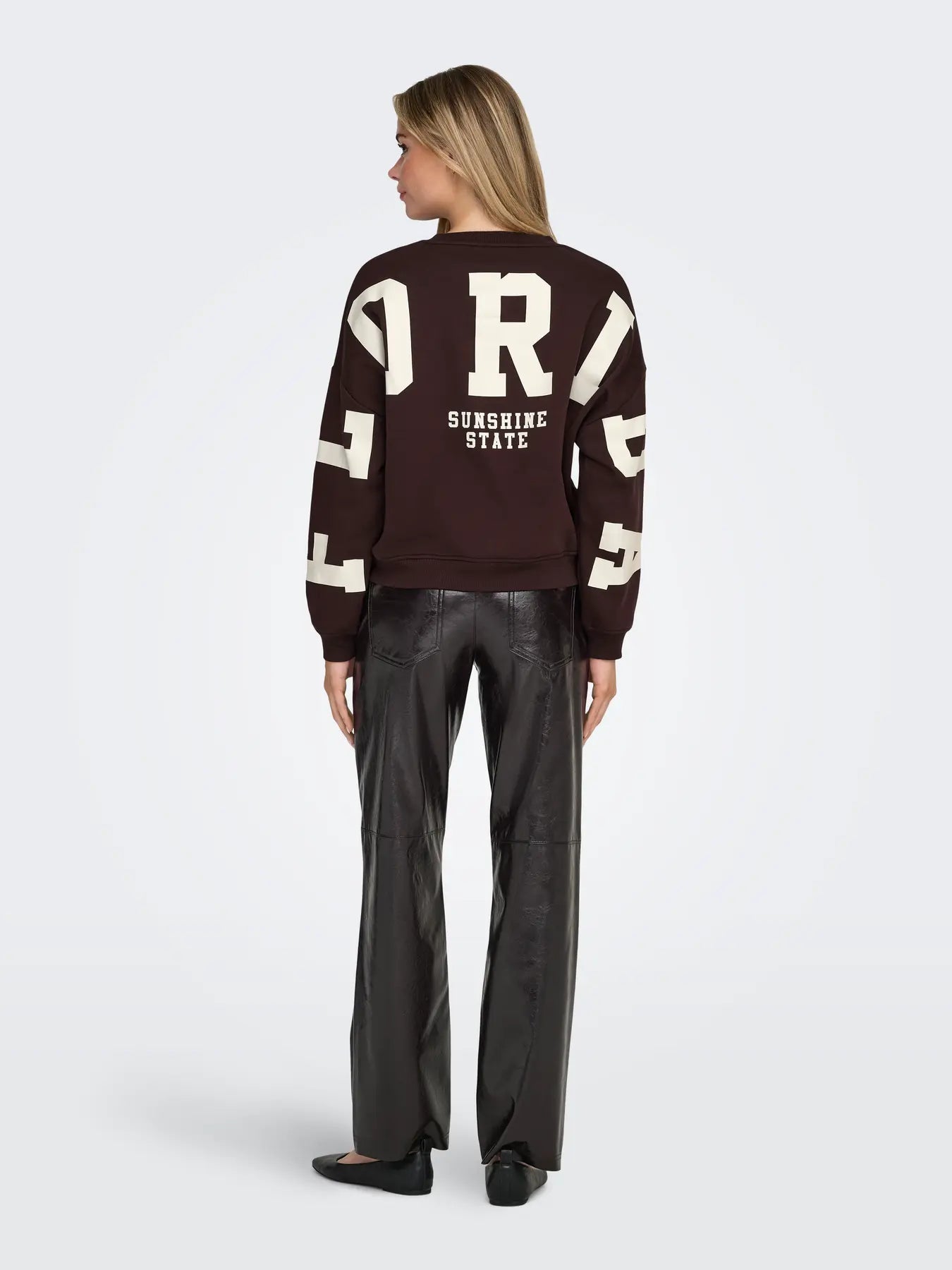 ONLSWEAT L/S BACK/SLEEVE PRINT SWT