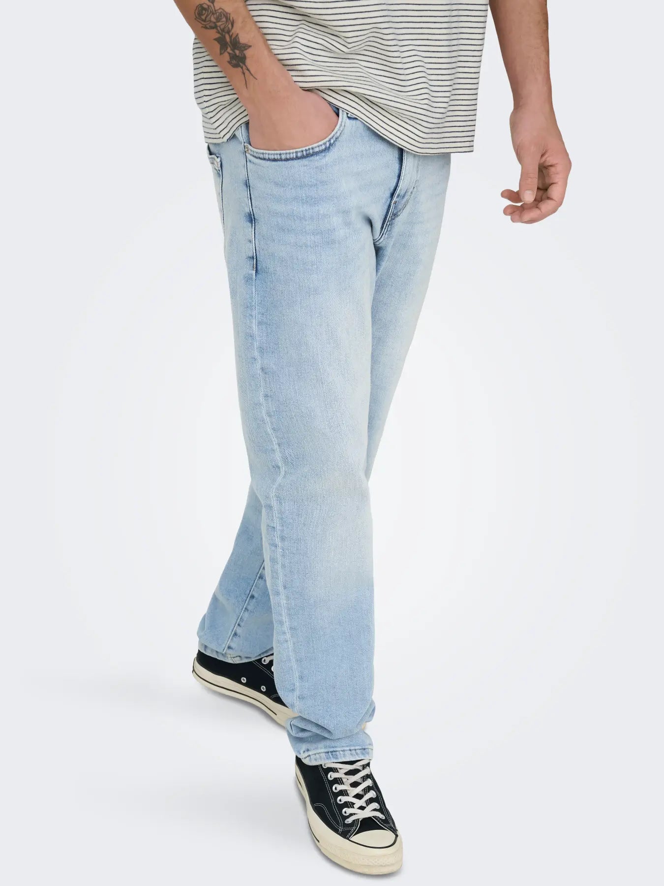 ONSWEFT REG. LB 4873 TAI DNM