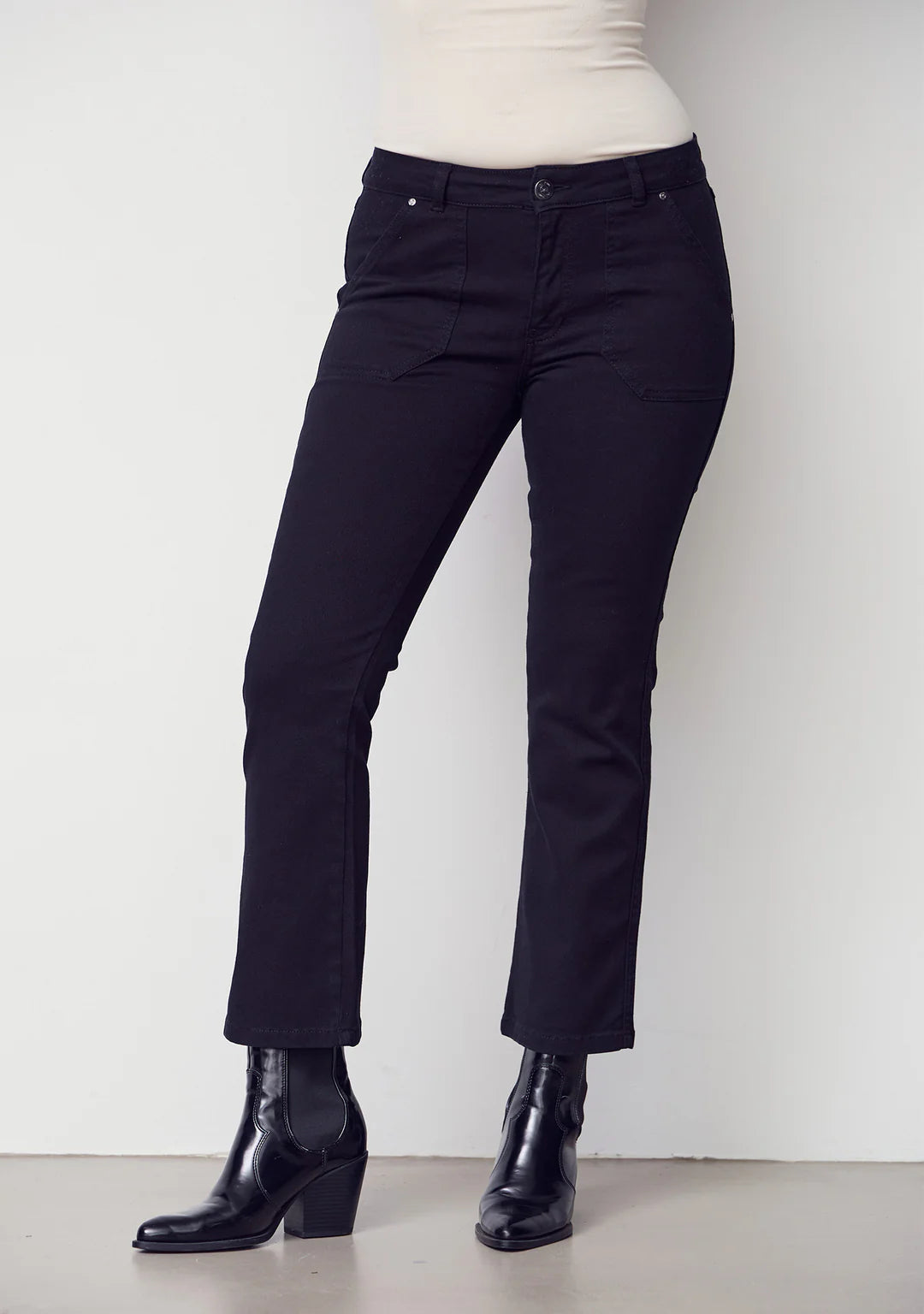 Como Twill Flare Pant - Black