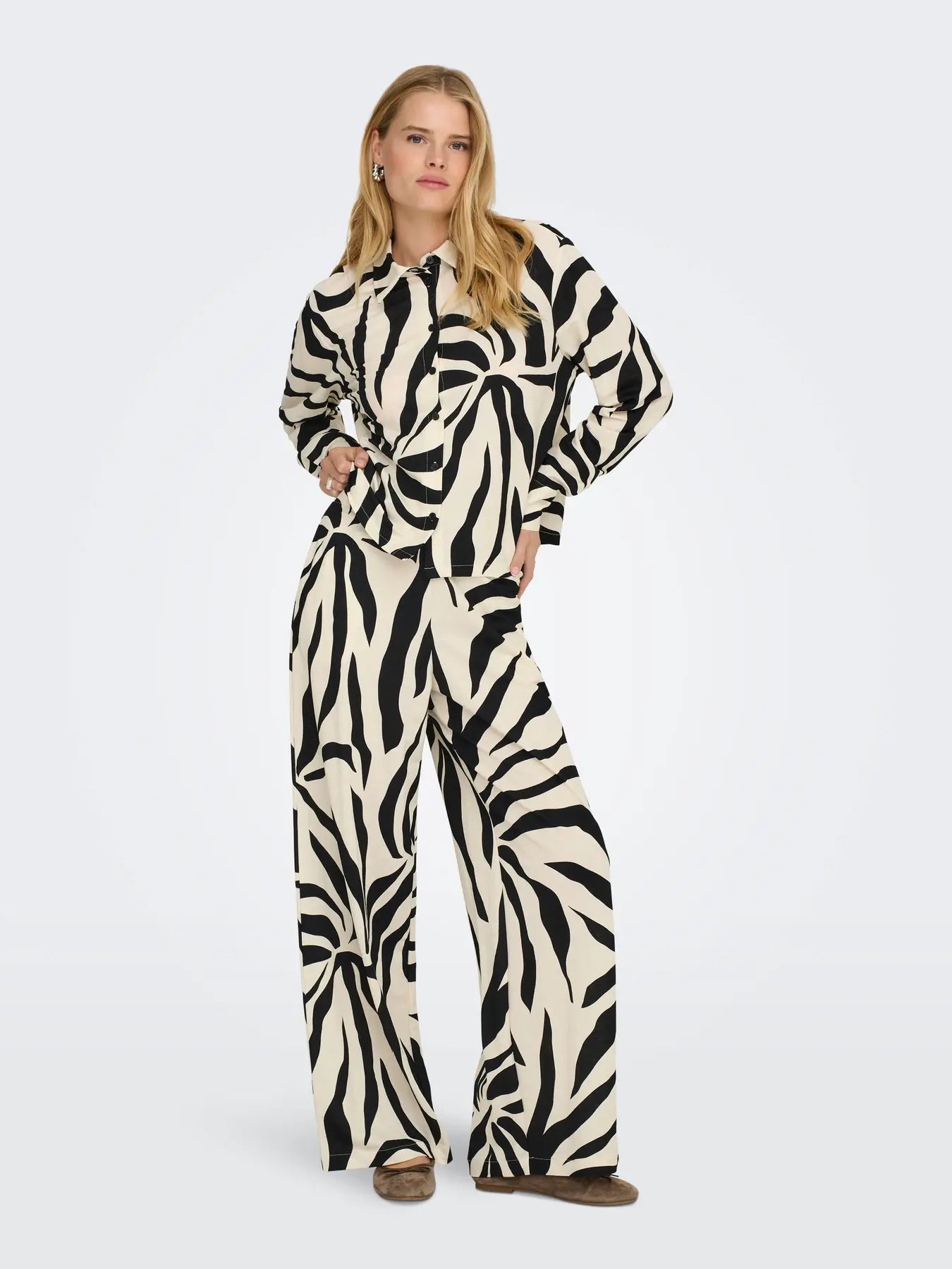 ONLSAKURA LS REG SHIRT