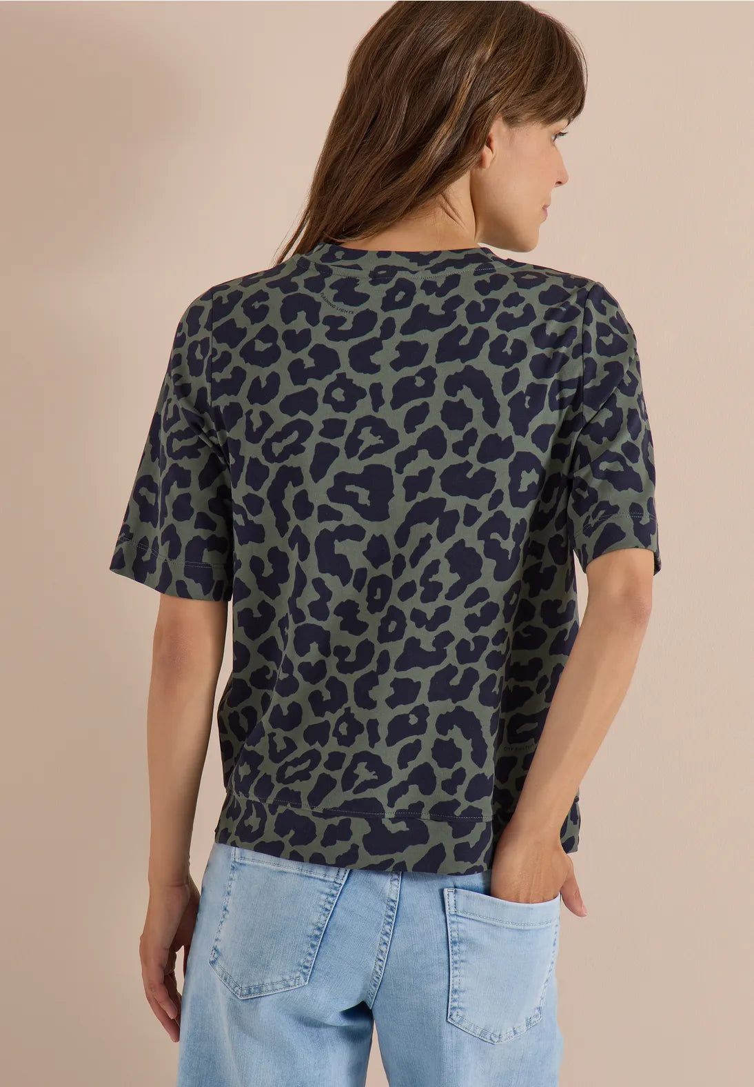 Twotone Leo Top