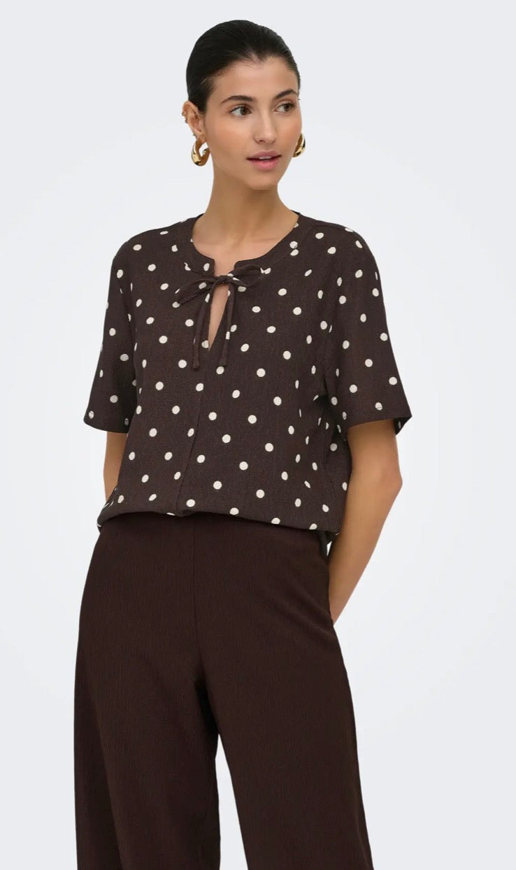Jdydebbie ss v neck top
