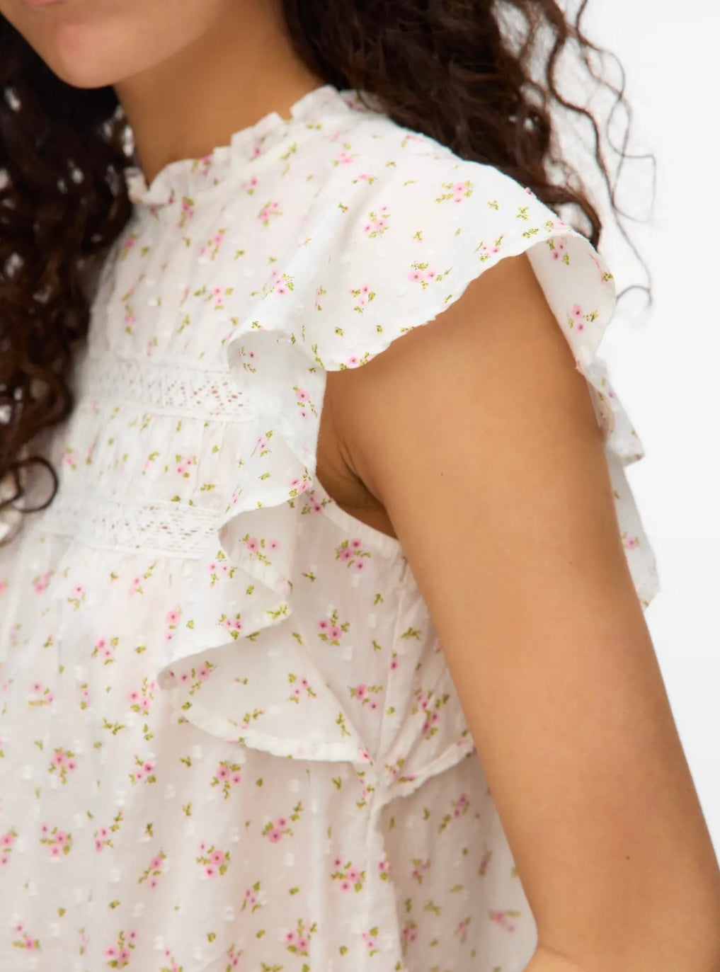 VMTRINE SL LACE TOP