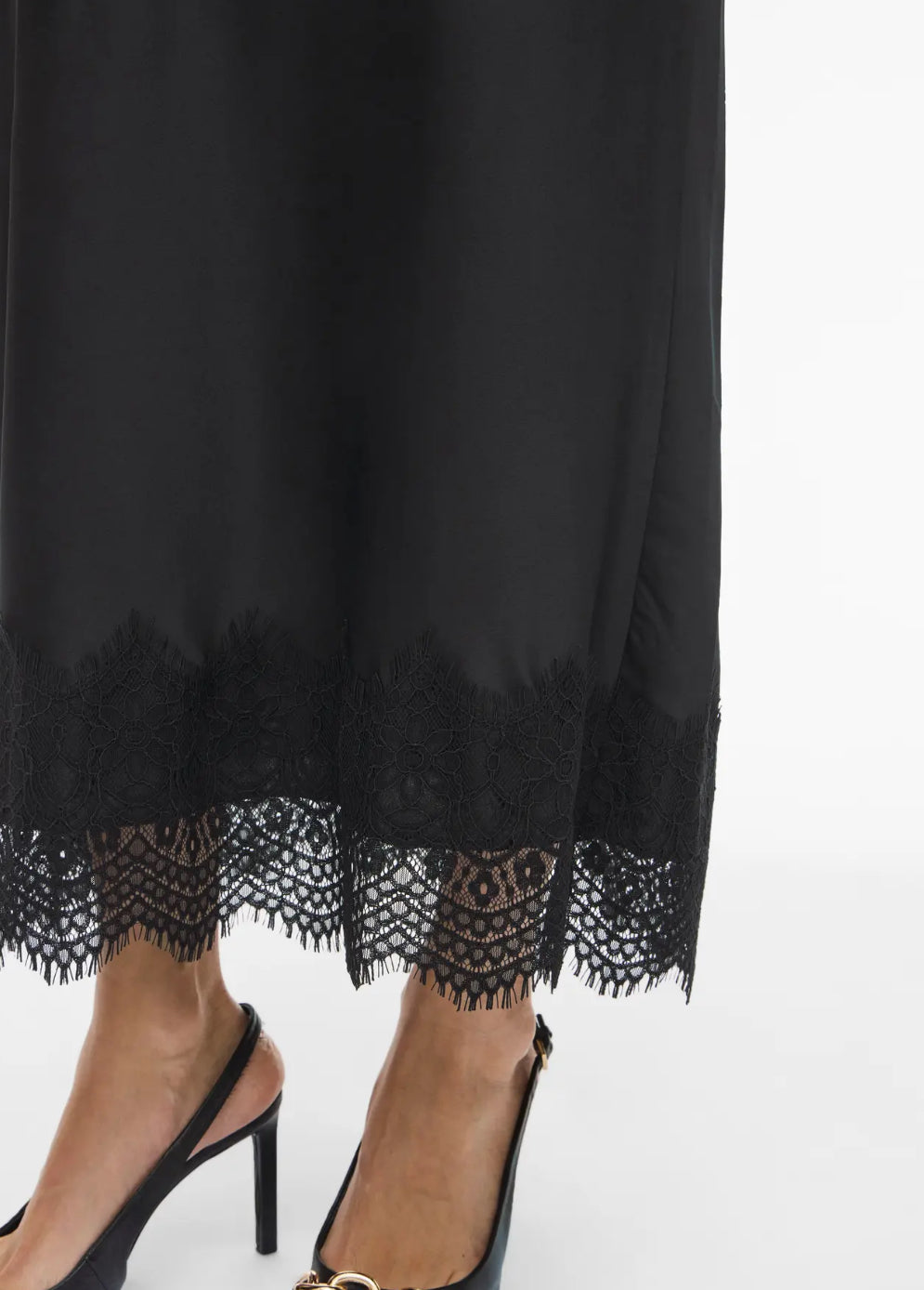 VIELLETTE HW ANKLE LACE SKIRT