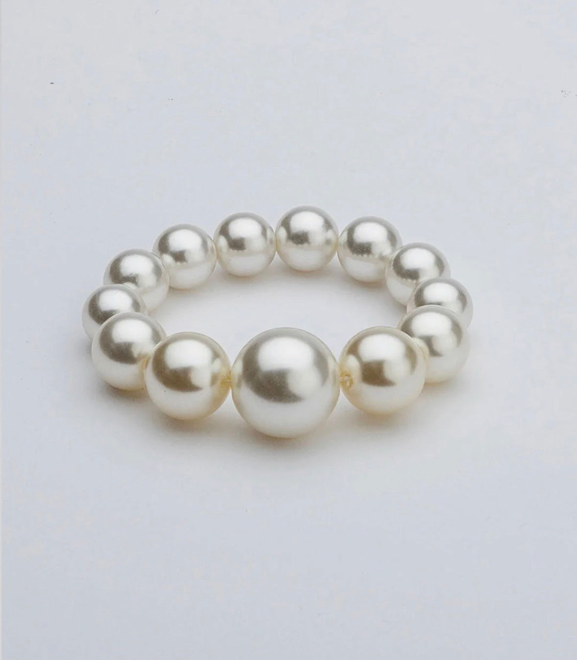 Big pearl braclet Bow19