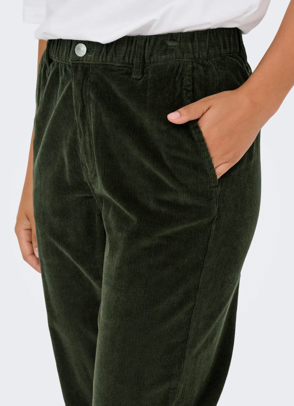 ONLFLORA MW ELA CORD CAROT PANT