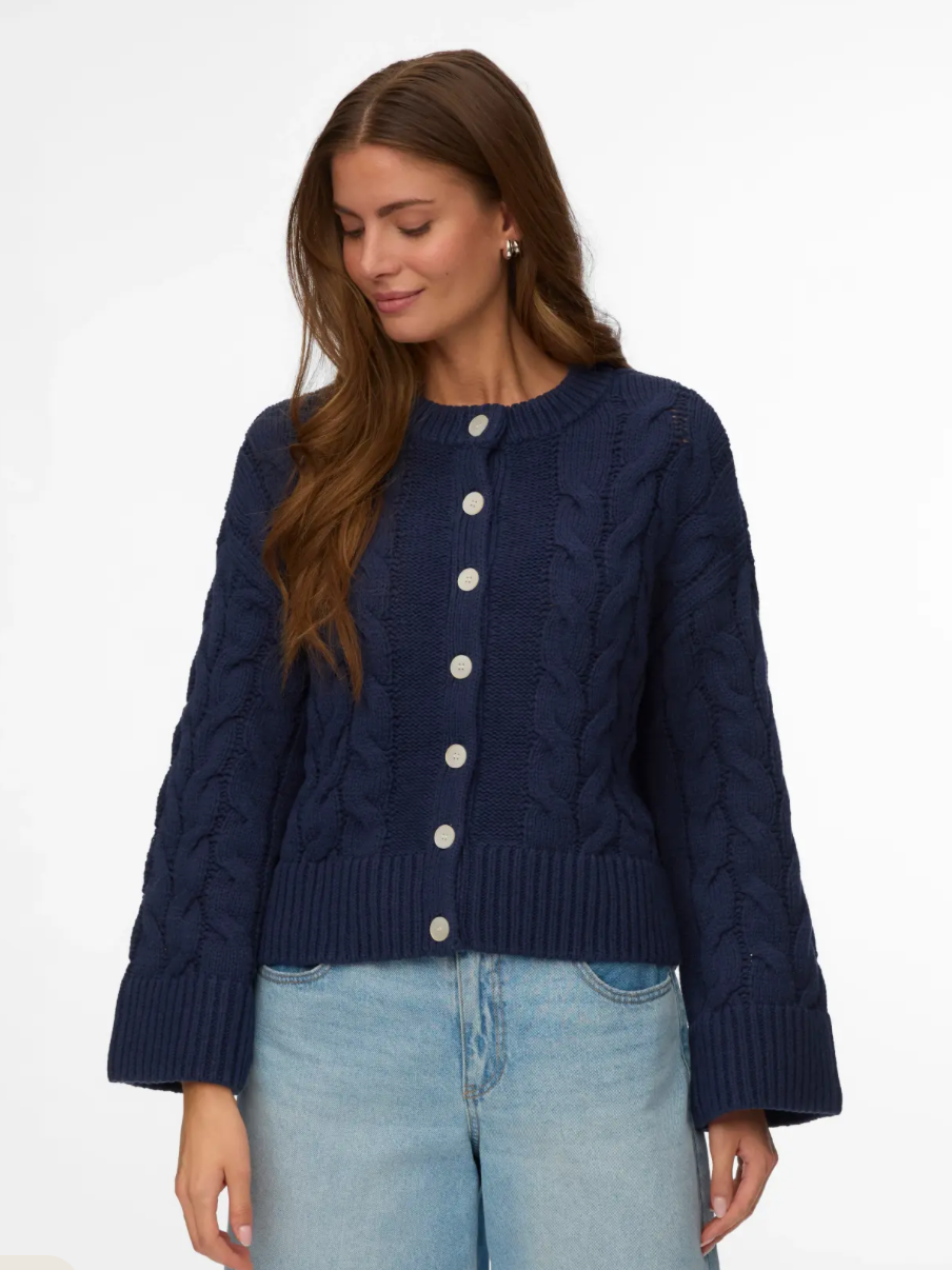 VMSVEA THEA LS O-NECK CABLE CARDIGAN