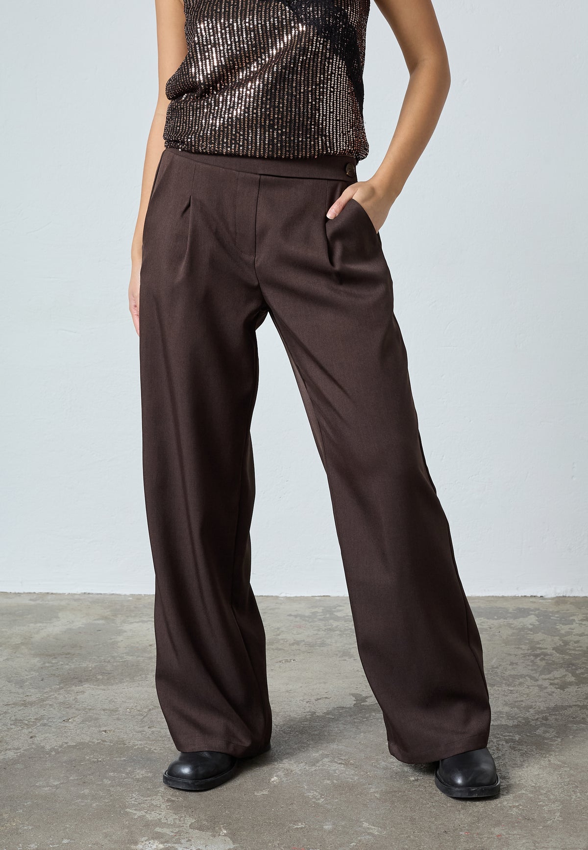 VIKSA PANTS