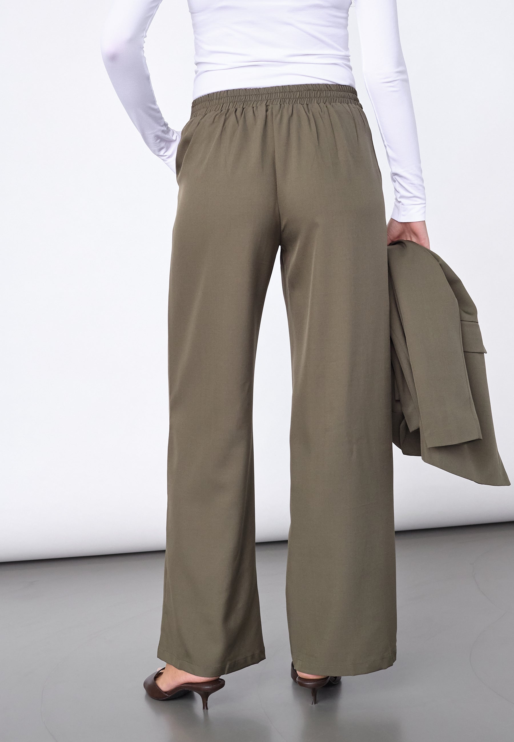 VIKSA PANTS