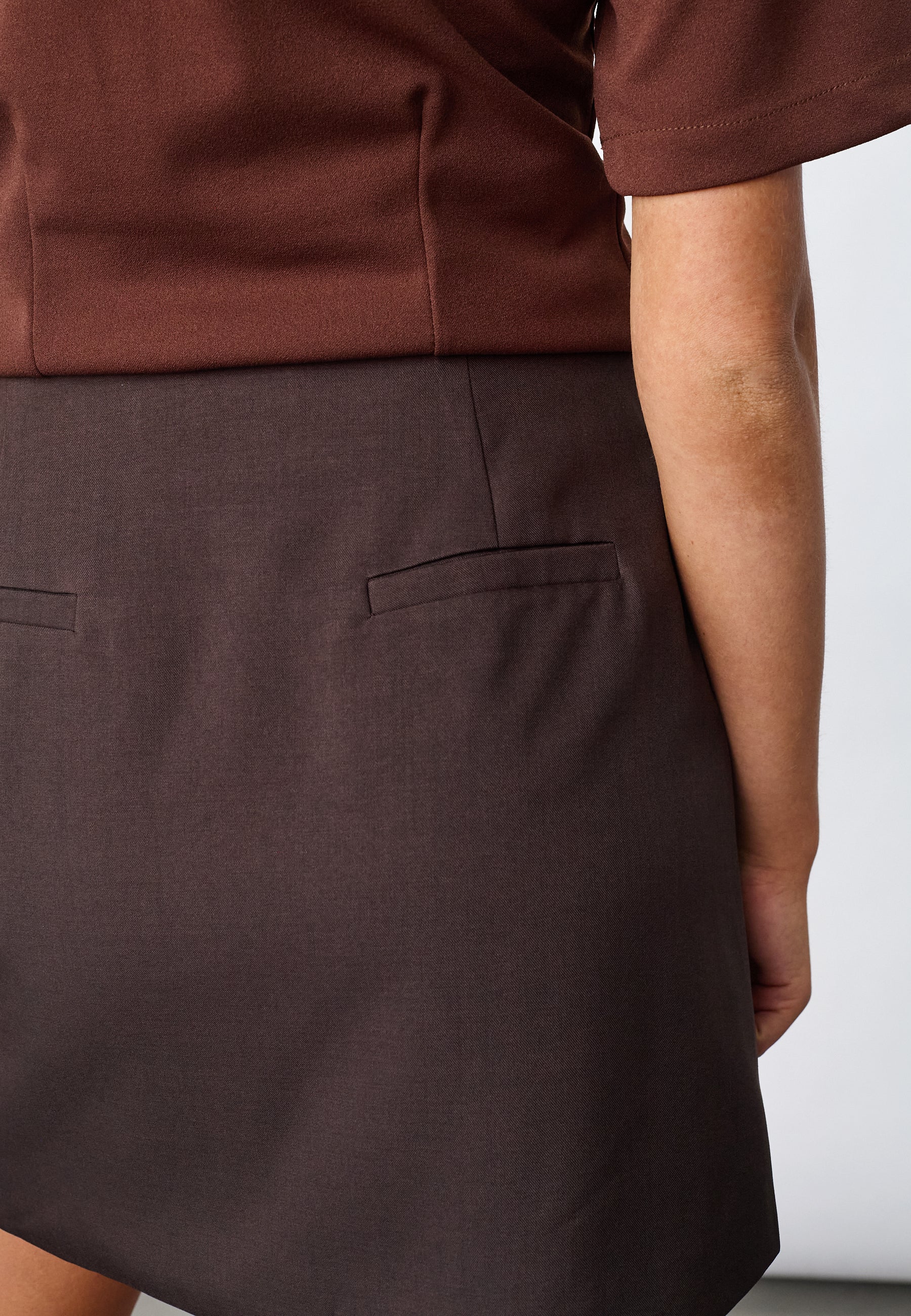 VIKSA SKIRT