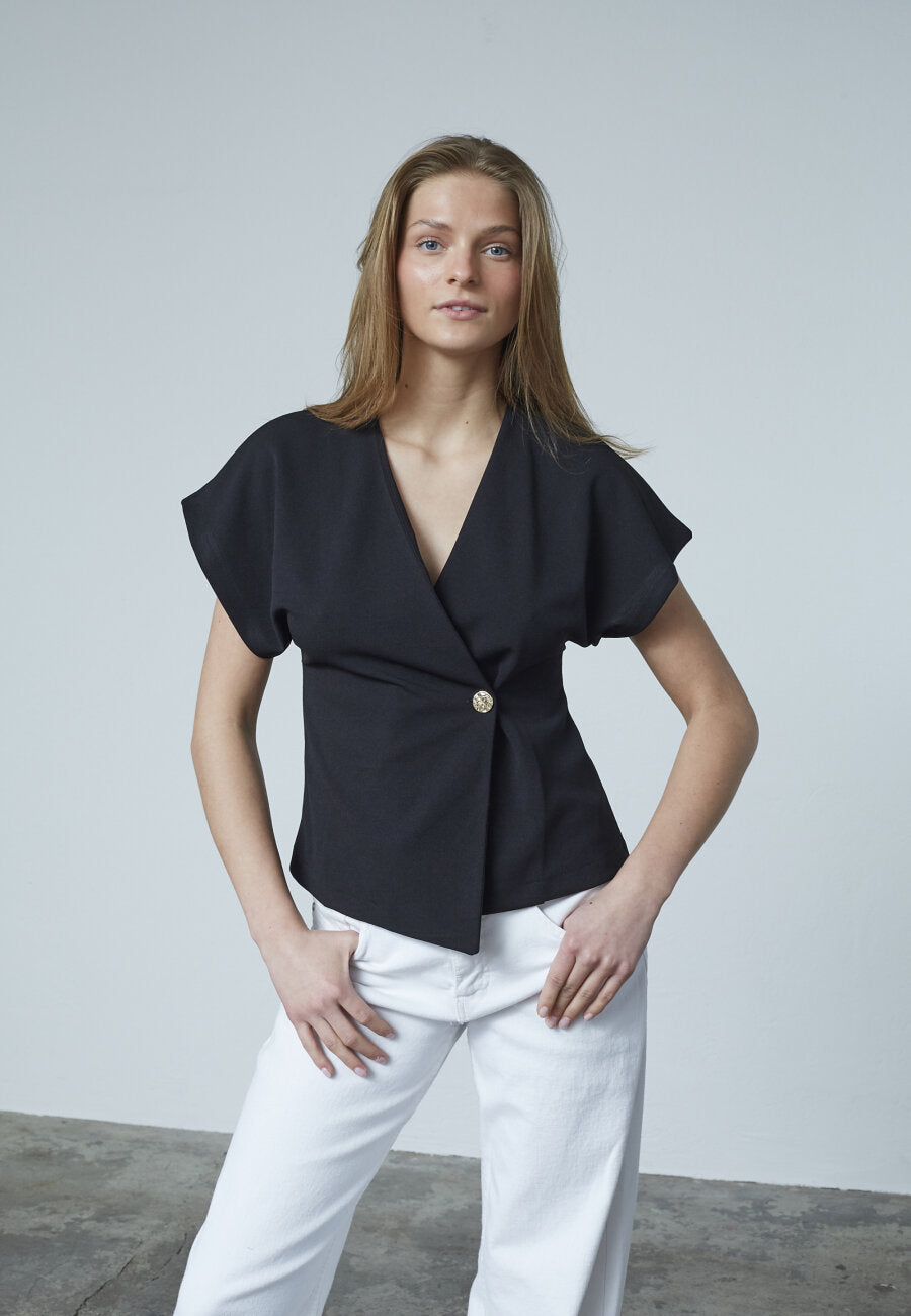 GEVELA VEST SVART