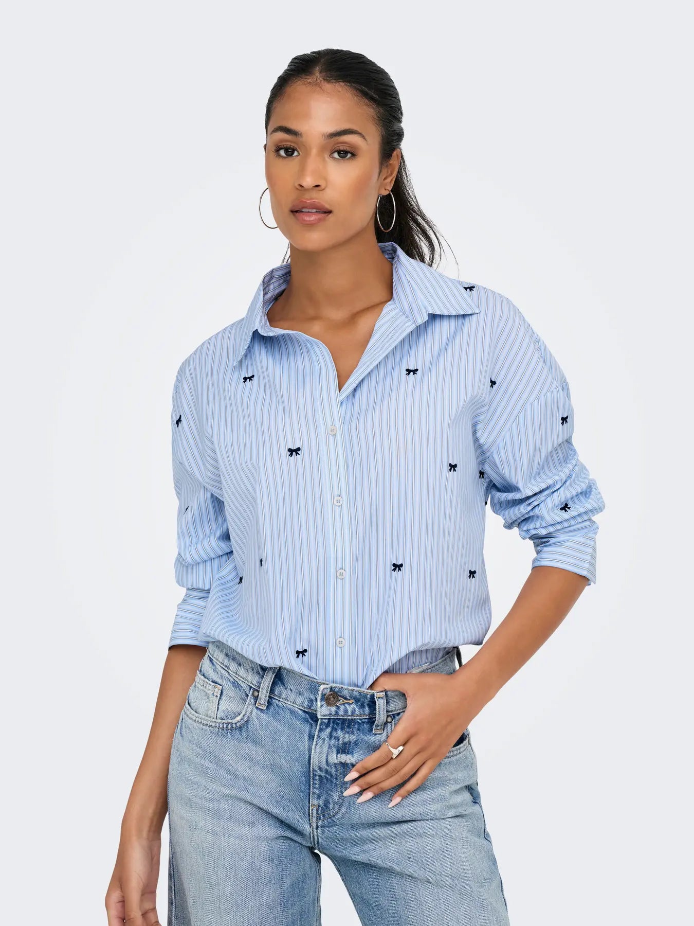 ONLOREGON ZEIDI LS BOW SHIRT
