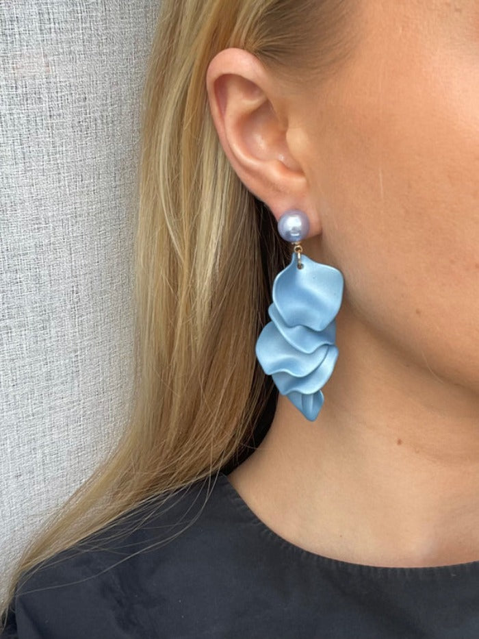 Pearl Leaf Earrings Denim Blue