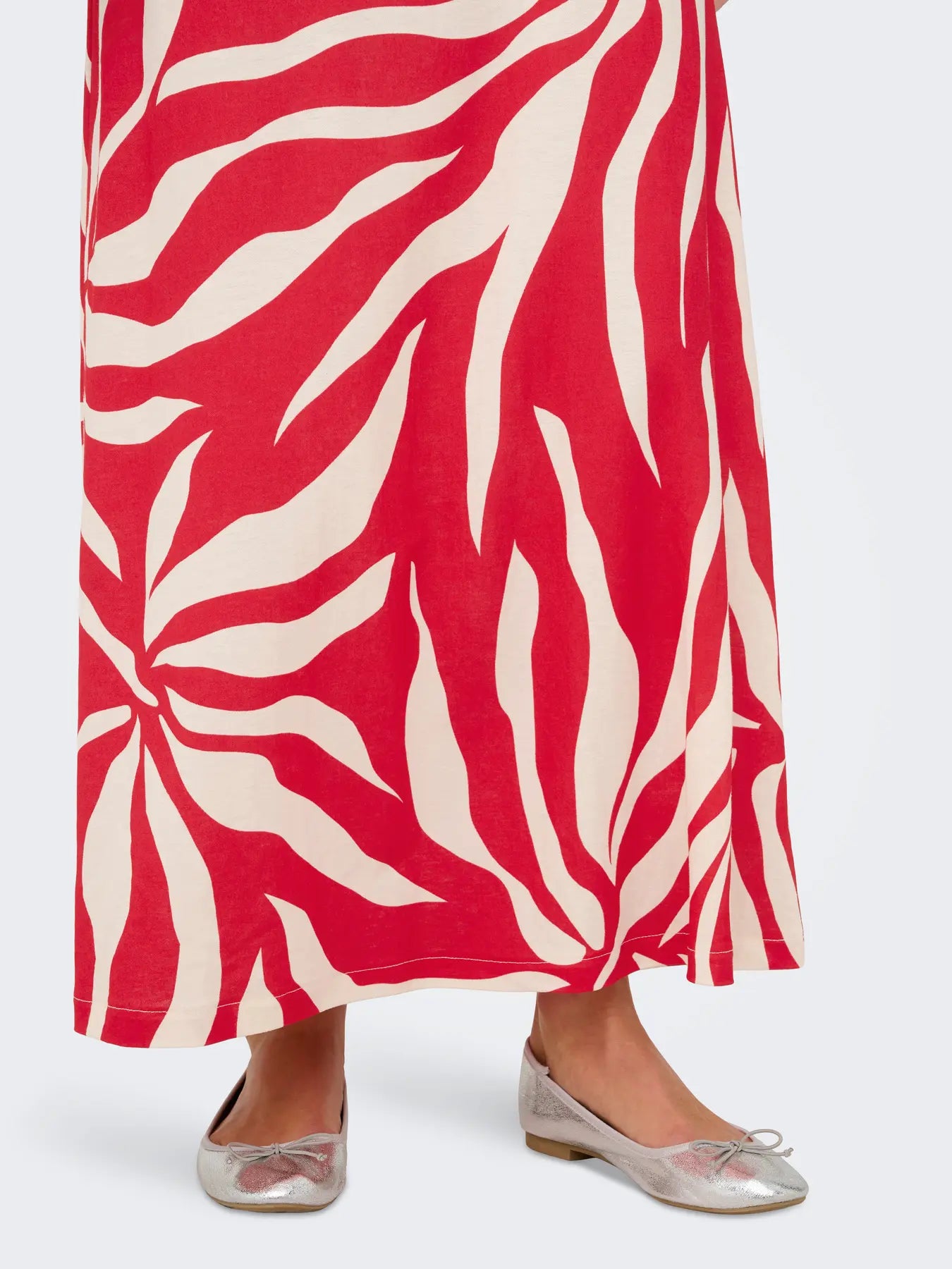 ONLCHIGO SAKURA LONG SKIRT