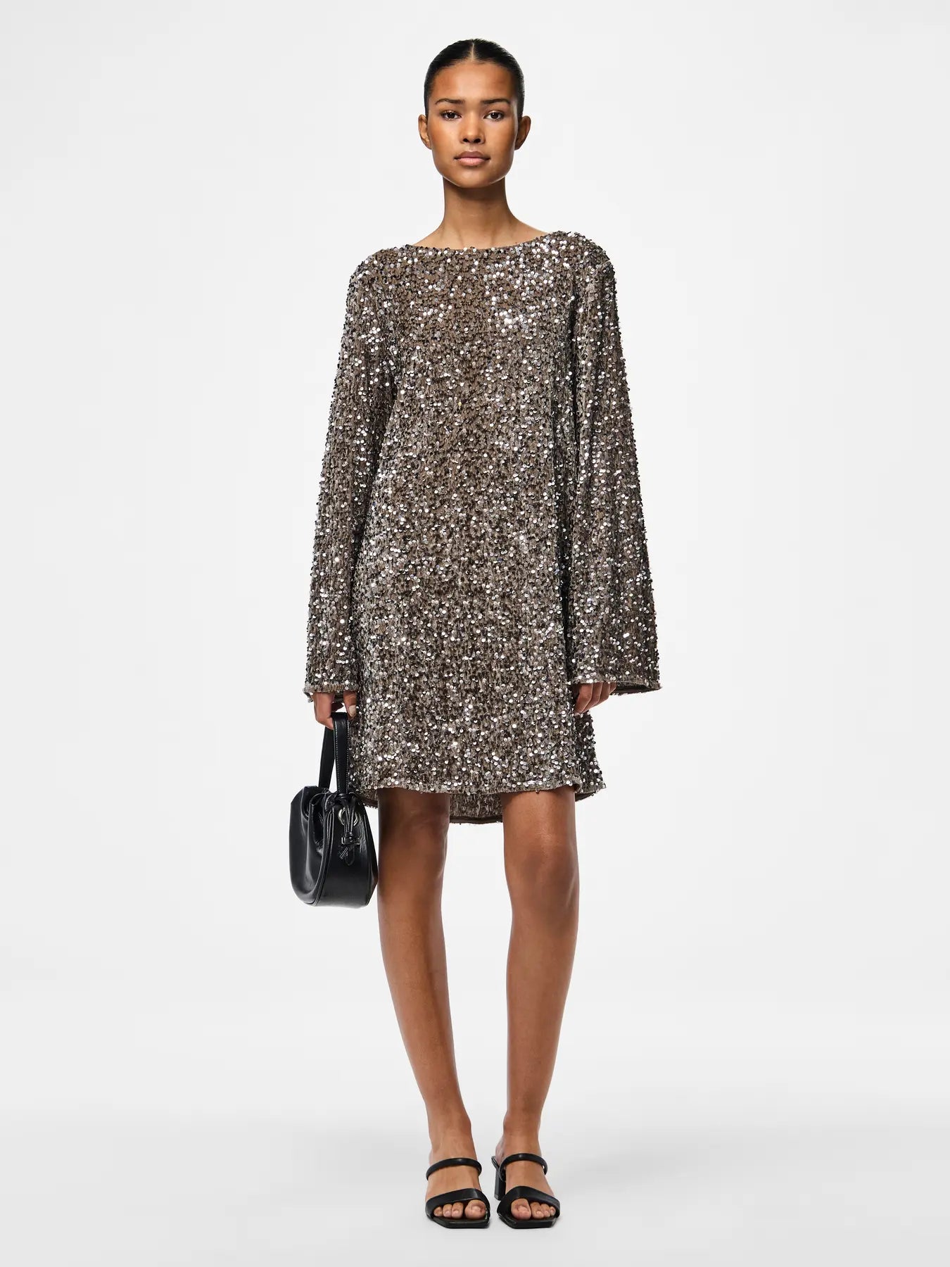 PCKAM LS DEEP BACK BOW DRESS