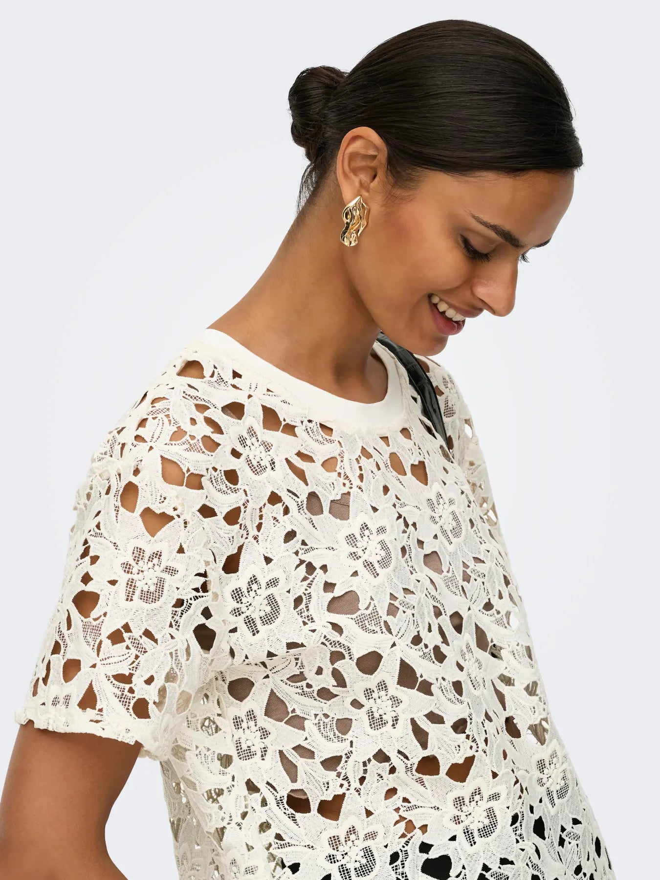 JDYVANYA S/S LACE TOP