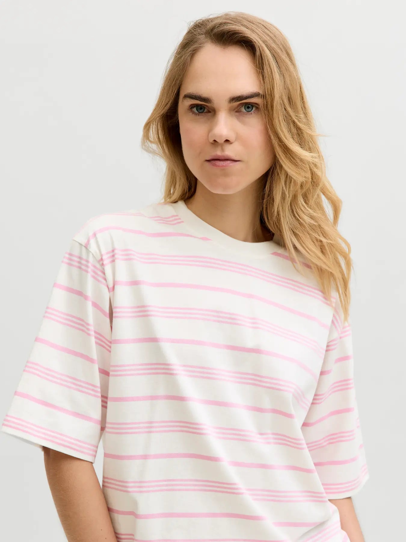 JXRAYA LOOSE SS TEE JRS